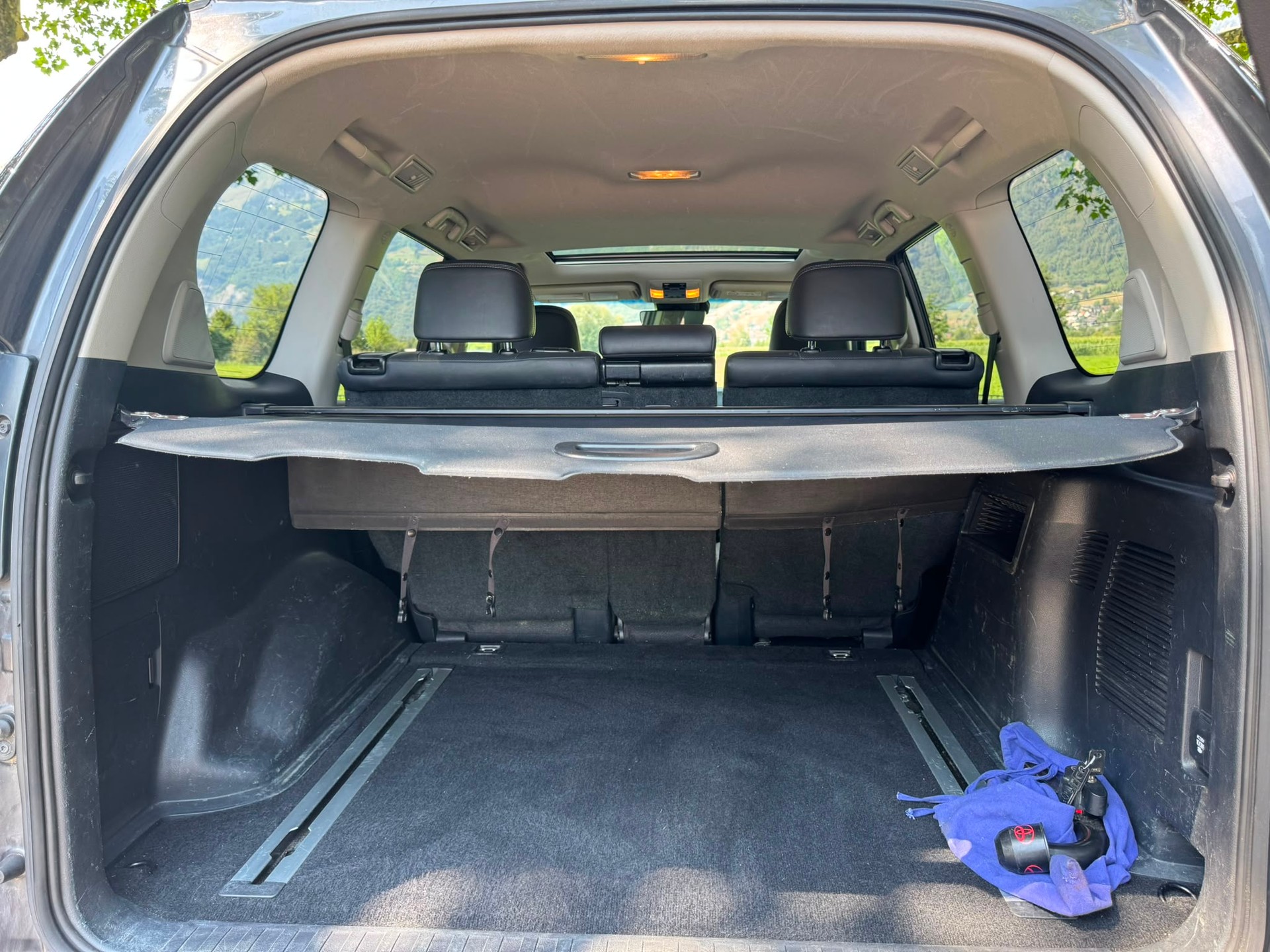 TOYOTA Land Cruiser 2.8TD Premium Automatic-image-9