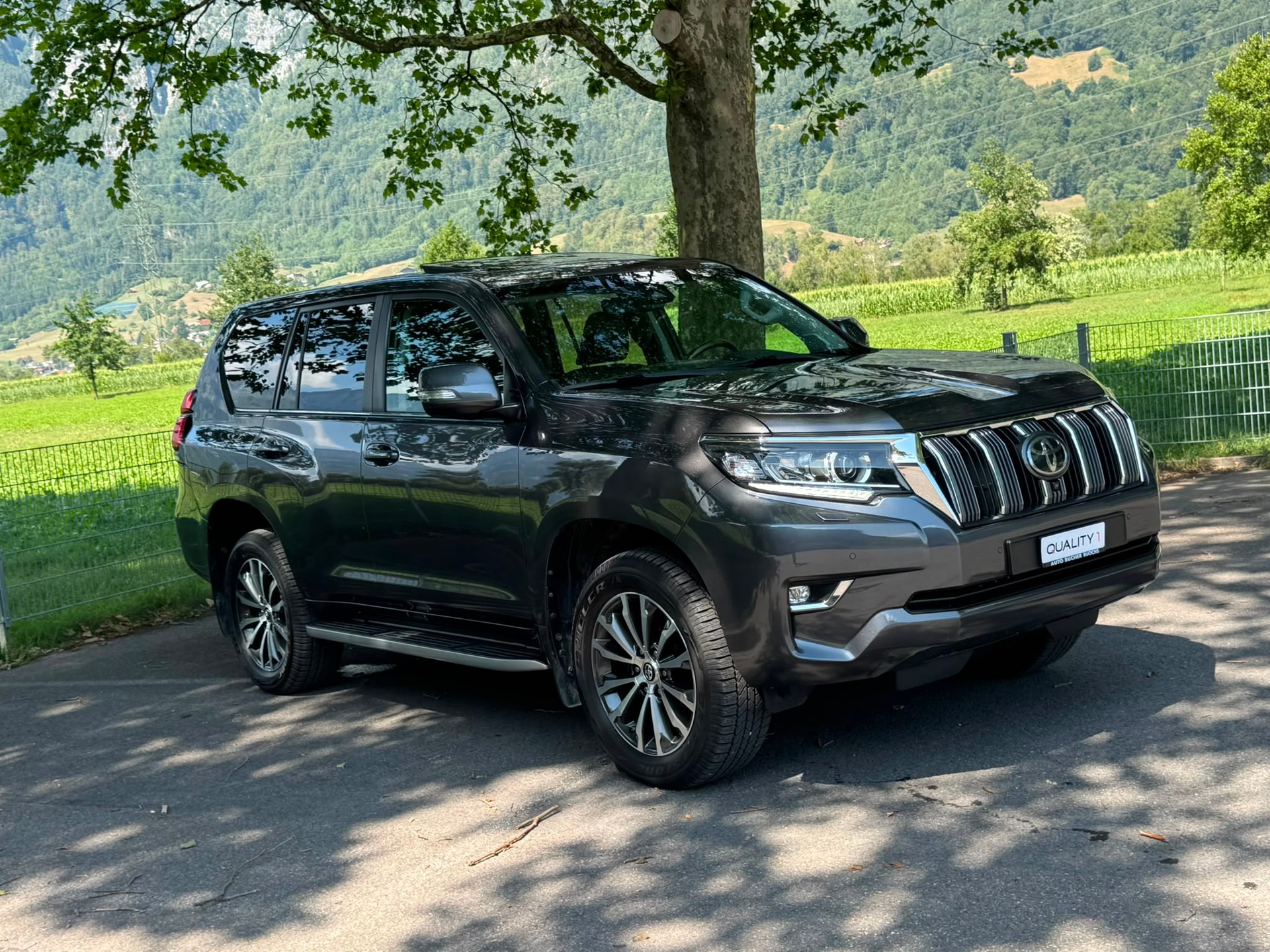 TOYOTA Land Cruiser 2.8TD Premium Automatic-image-2