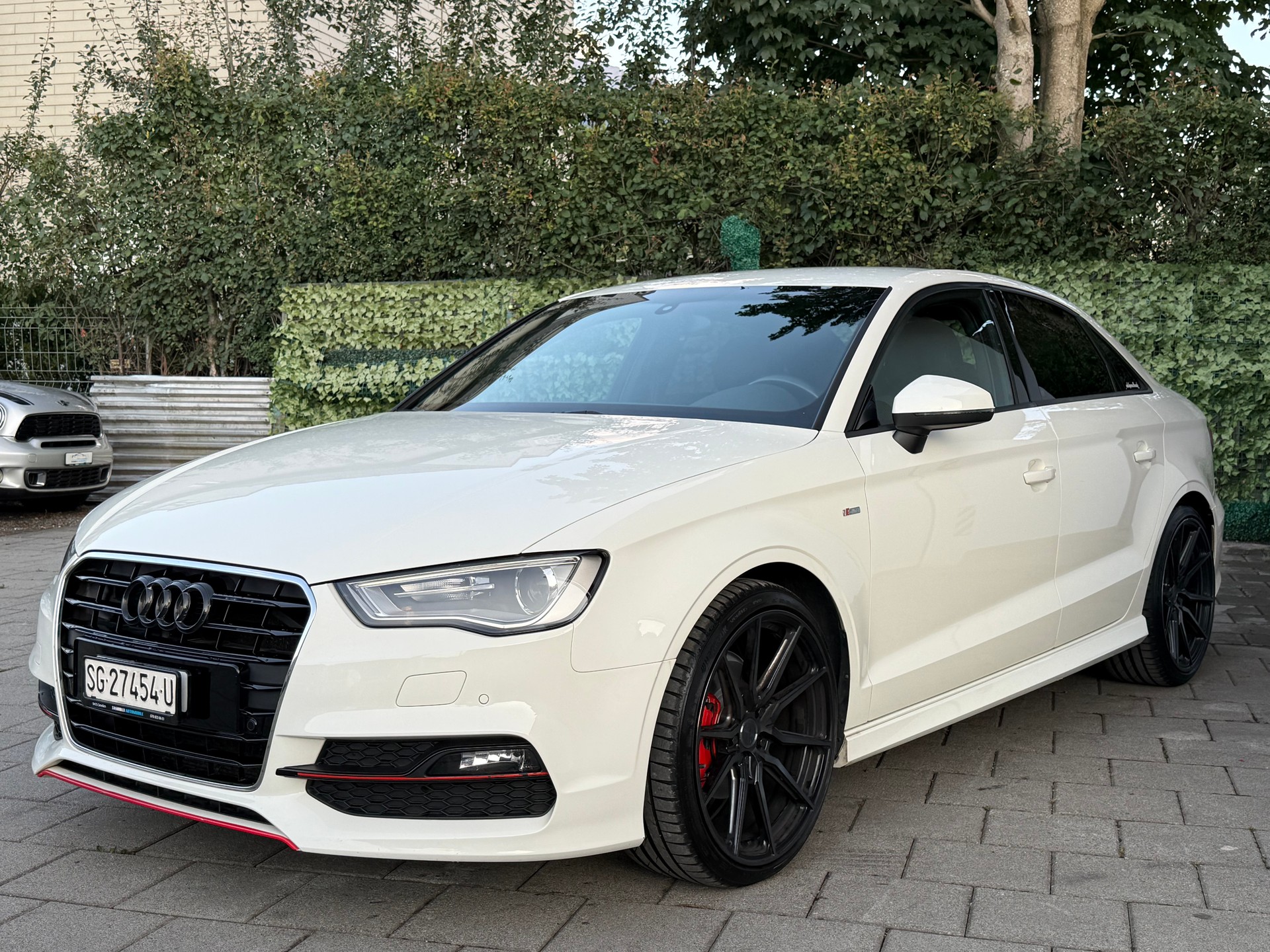 AUDI A3 Limousine 2.0 TDI Ambiente-image-2