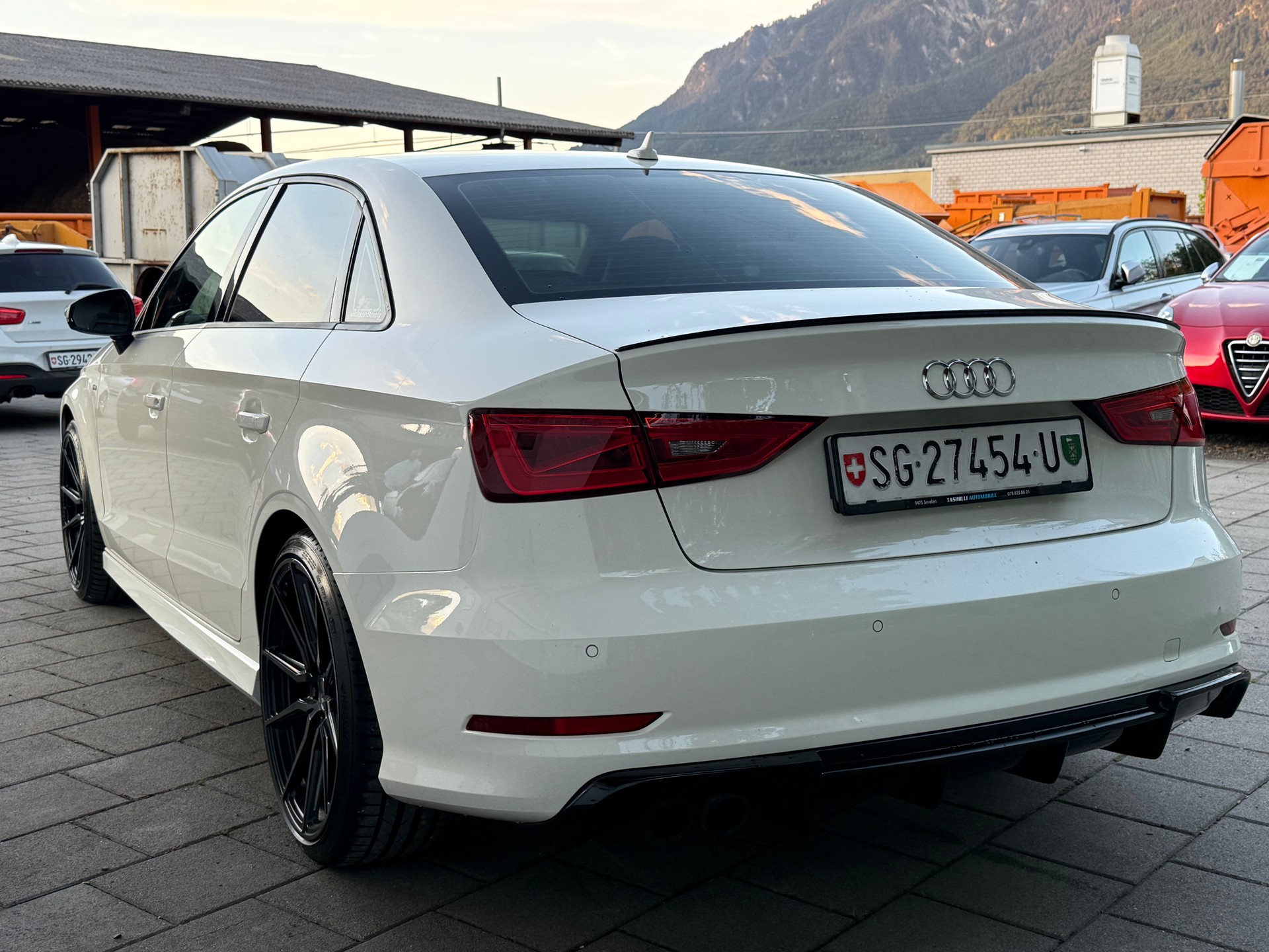 AUDI A3 Limousine 2.0 TDI Ambiente-image-3