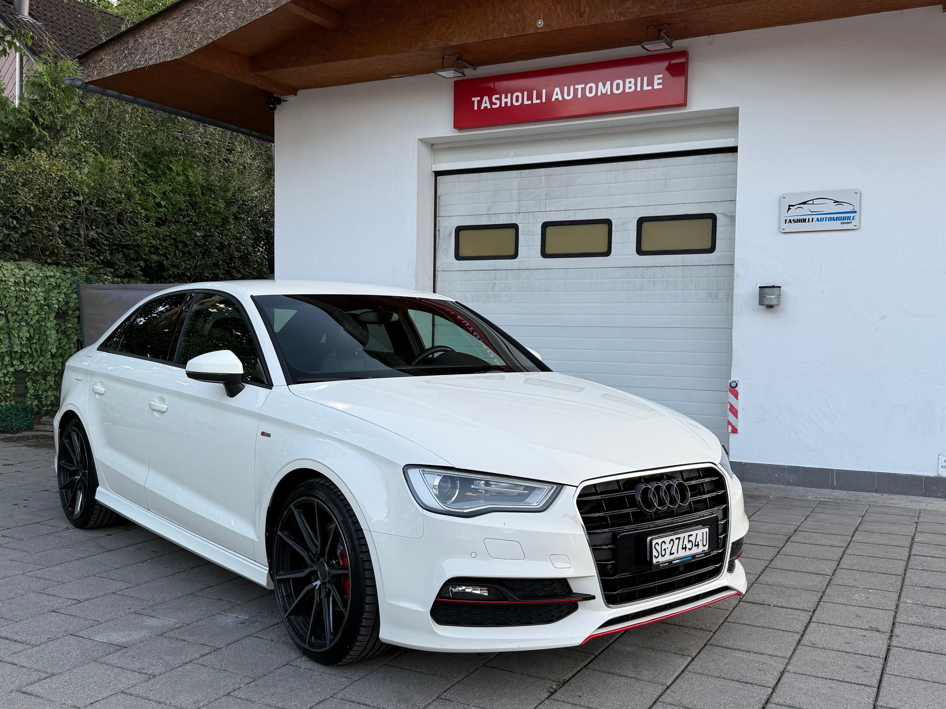 AUDI A3 Limousine 2.0 TDI Ambiente-image-0