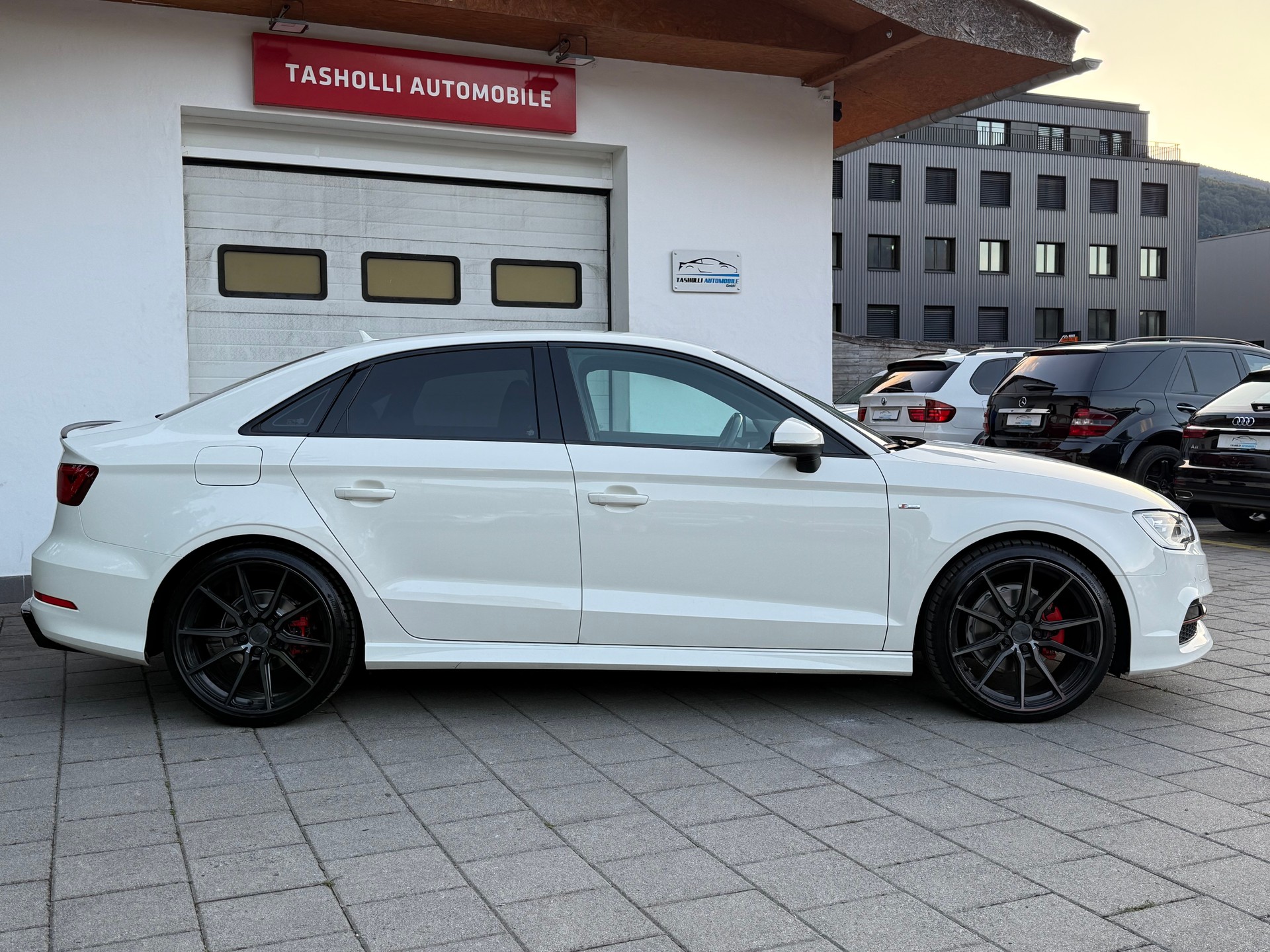 AUDI A3 Limousine 2.0 TDI Ambiente-image-7