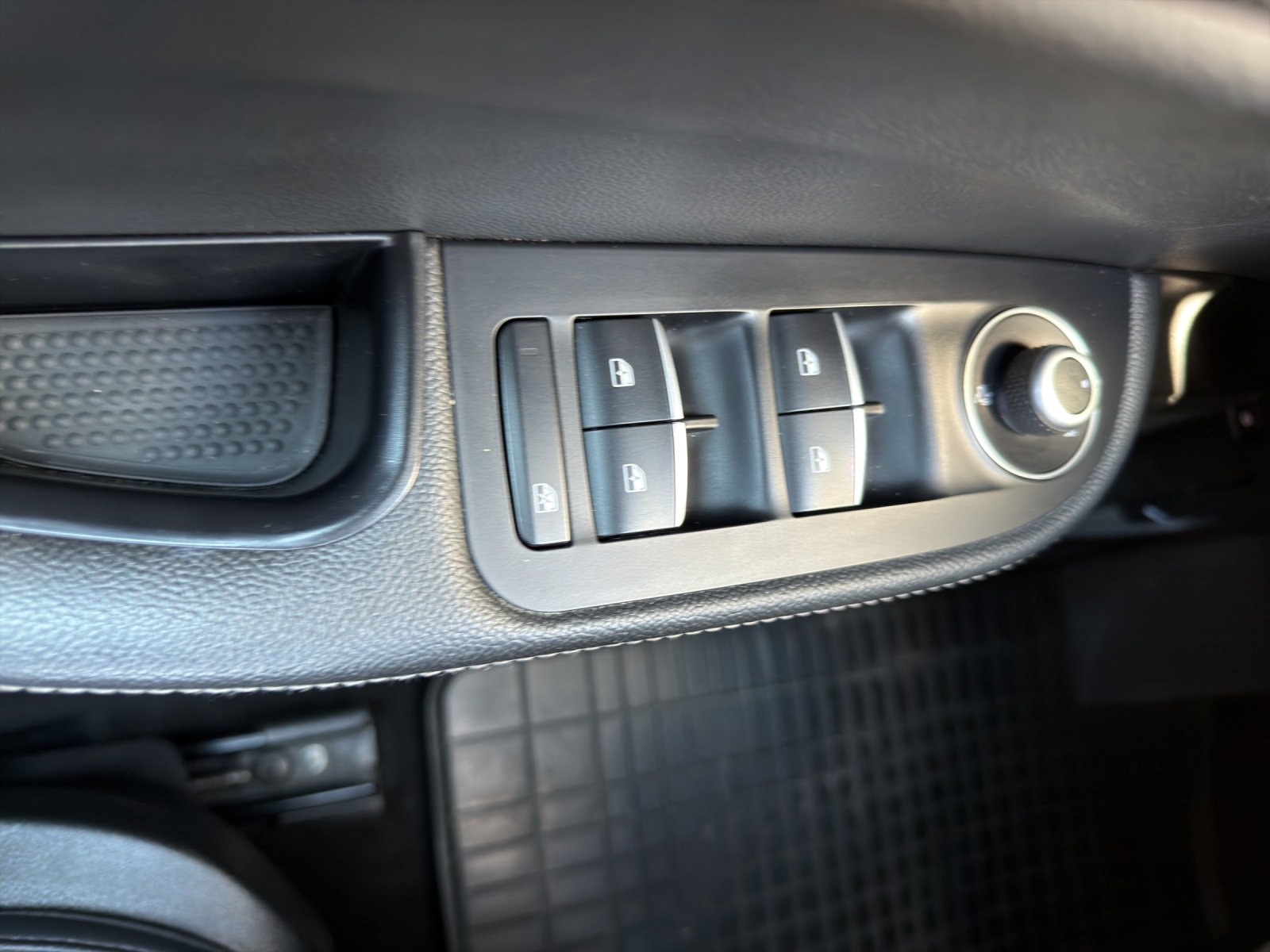 ALFA ROMEO Giulia 2.0 Super-image-10