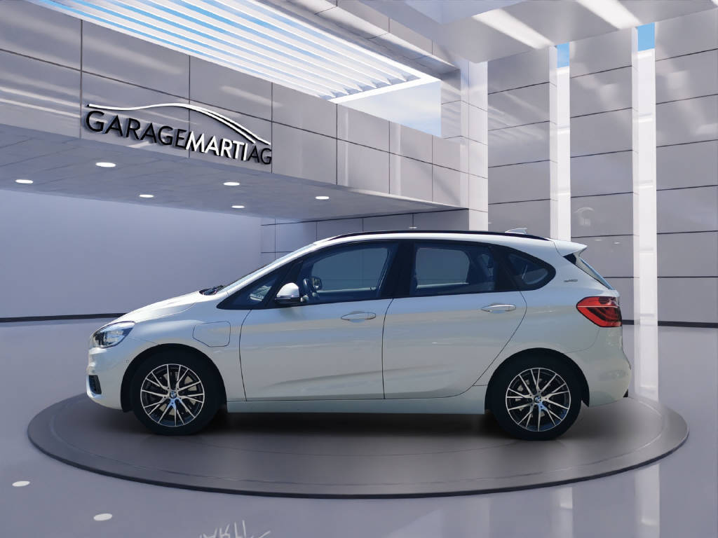 BMW 225xe Active Tourer-image-7