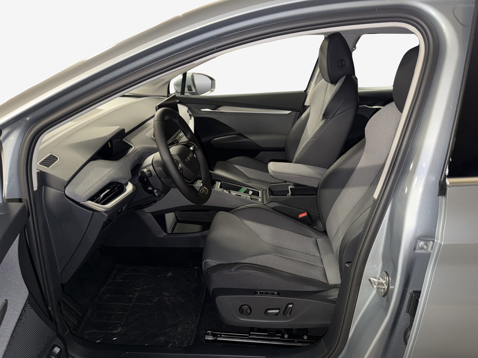 SKODA ENYAQ DY-image-7