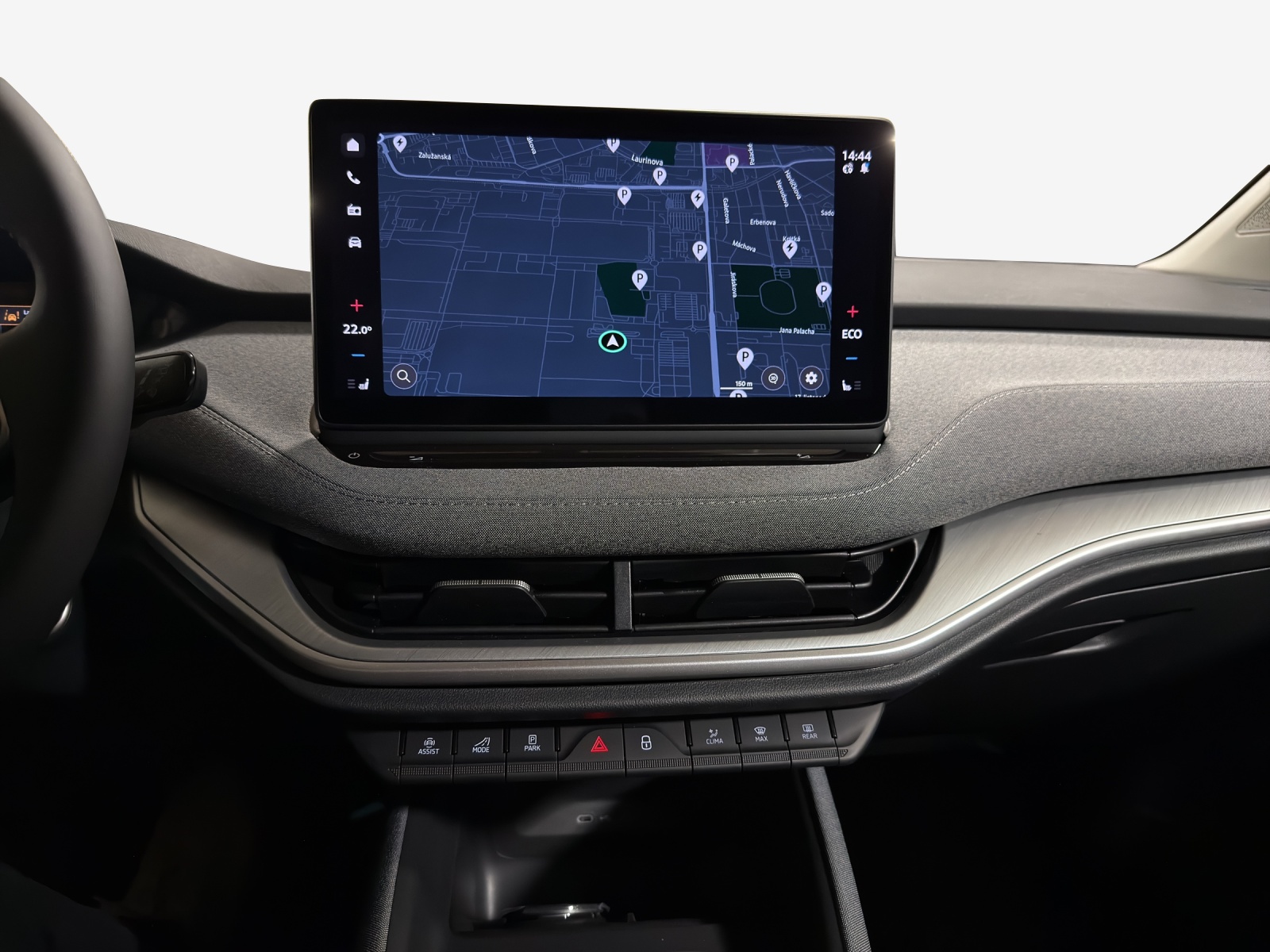 SKODA ENYAQ DY-image-10