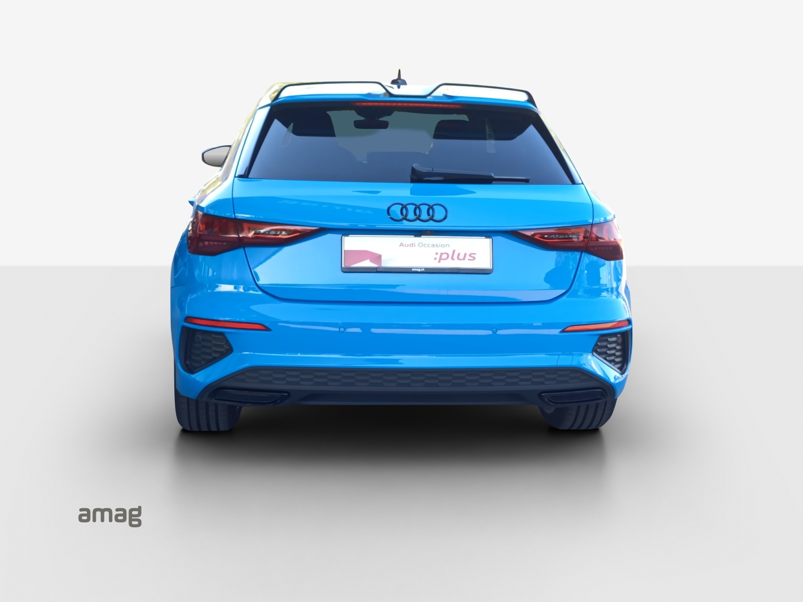 AUDI A3 Sportback 45 TFSI e S line S-tronic-image-4