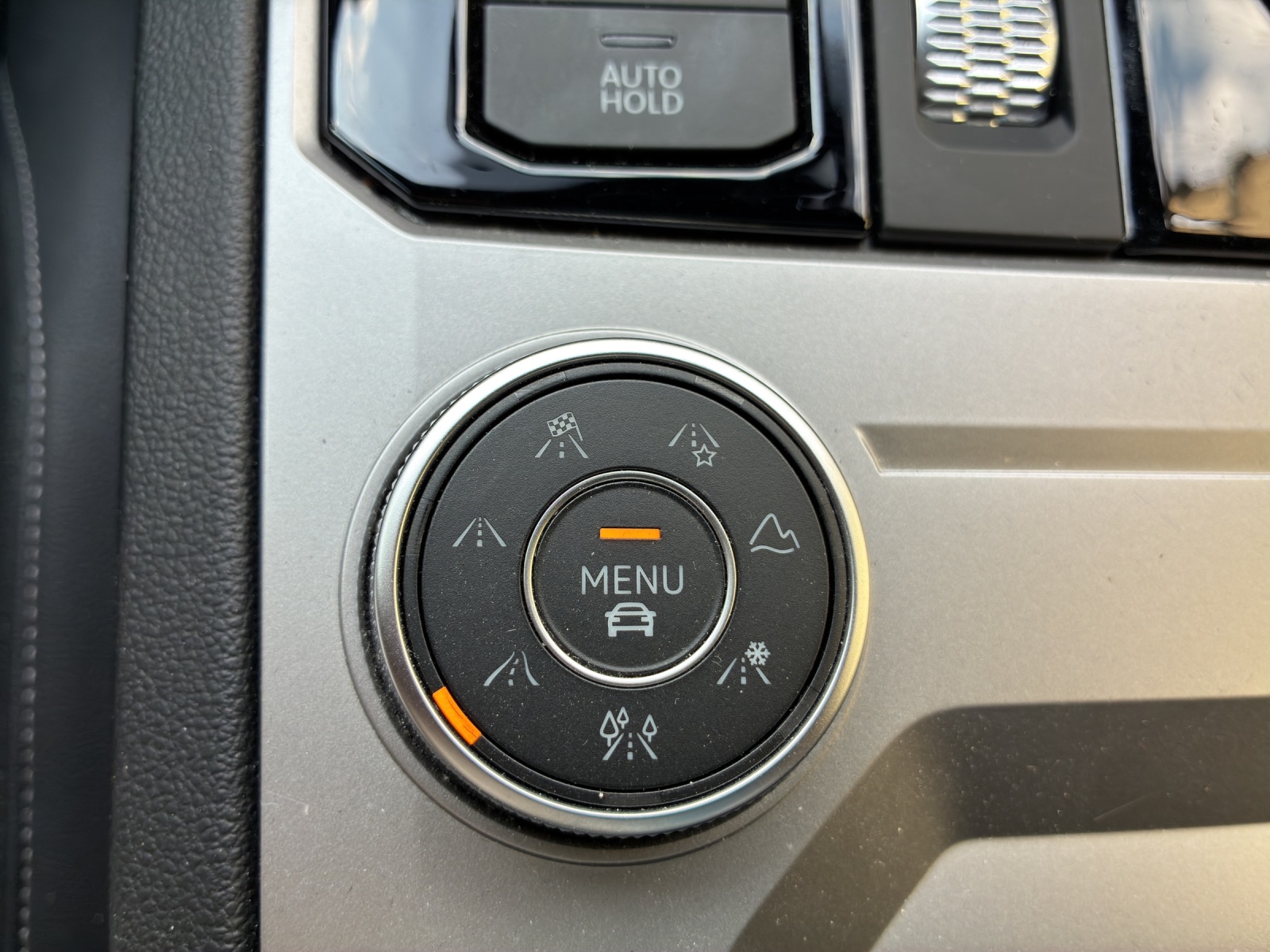 VW Touareg 3.0 TSI eHybrid R Tiptronic-image-22