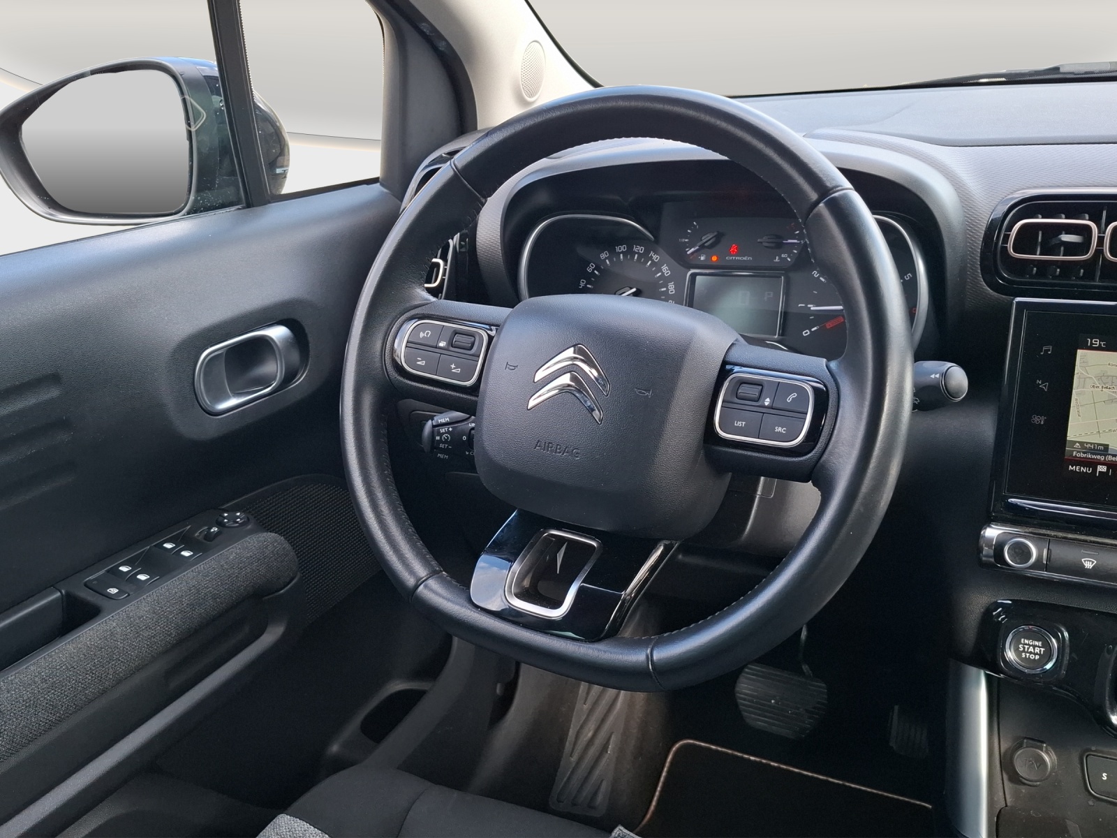 CITROEN C3 Aircross 1.2i PureTech Origins EAT // Zahnriemen ersetzt Dezember 2023 mit 81000 km // Bremsen vorne + hinten komplet NEU-image-14