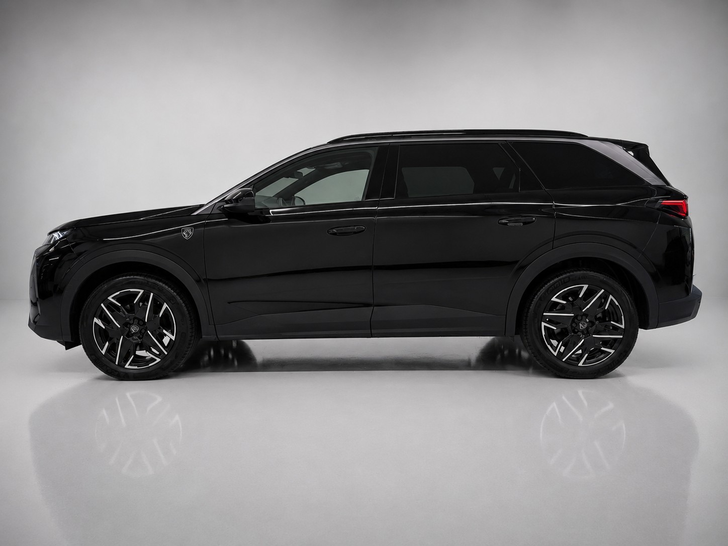 PEUGEOT 5008 145 Hybrid e-DCS6 GT (7Plätzer)-image-3