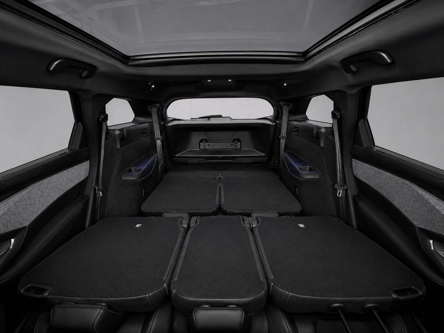 PEUGEOT 5008 145 Hybrid e-DCS6 GT (7Plätzer)-image-15