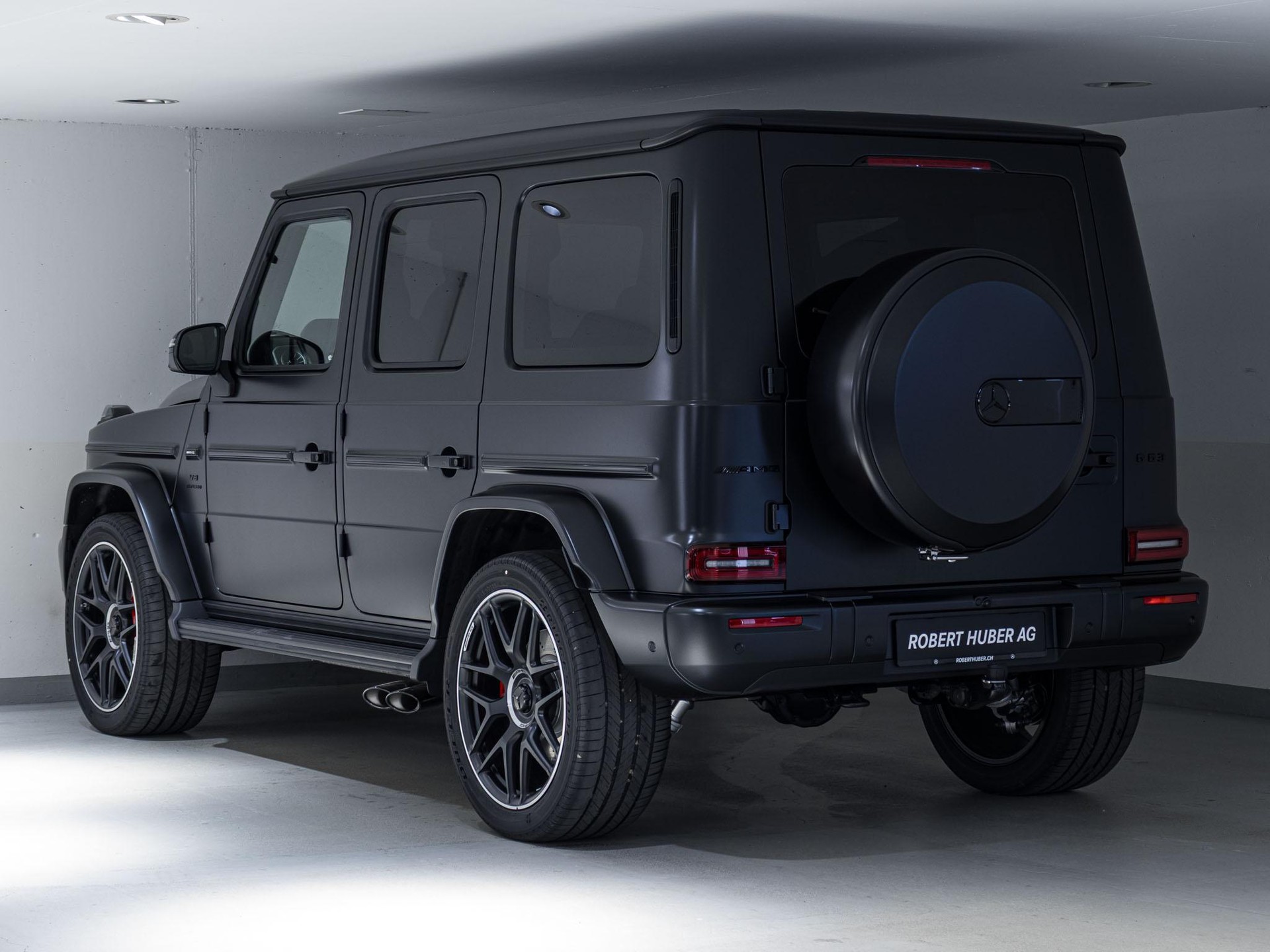 MERCEDES-BENZ G 63 AMG-image-3