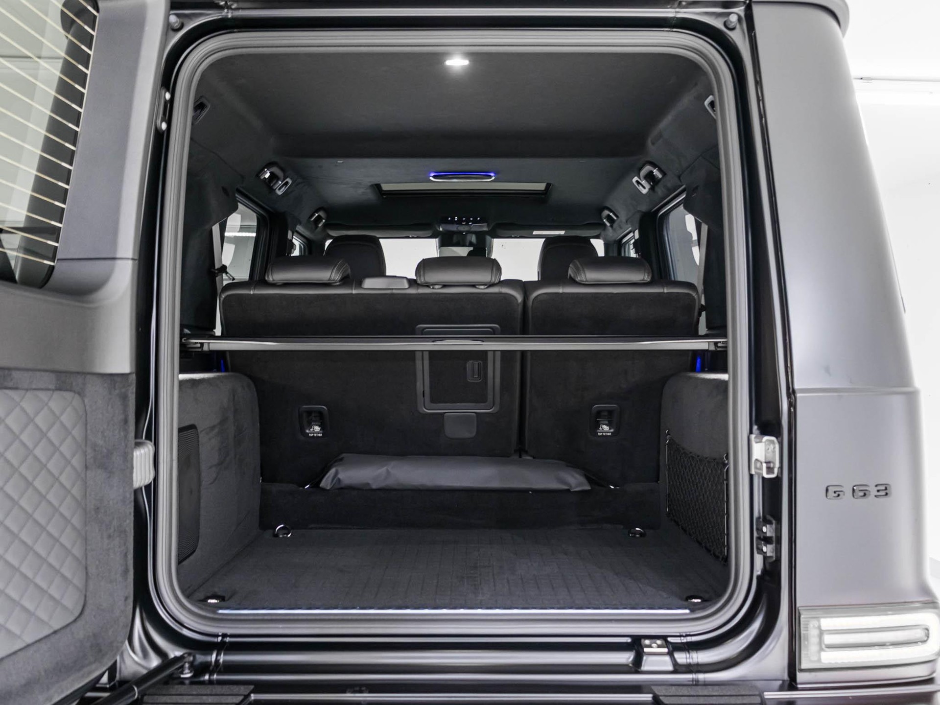 MERCEDES-BENZ G 63 AMG-image-13