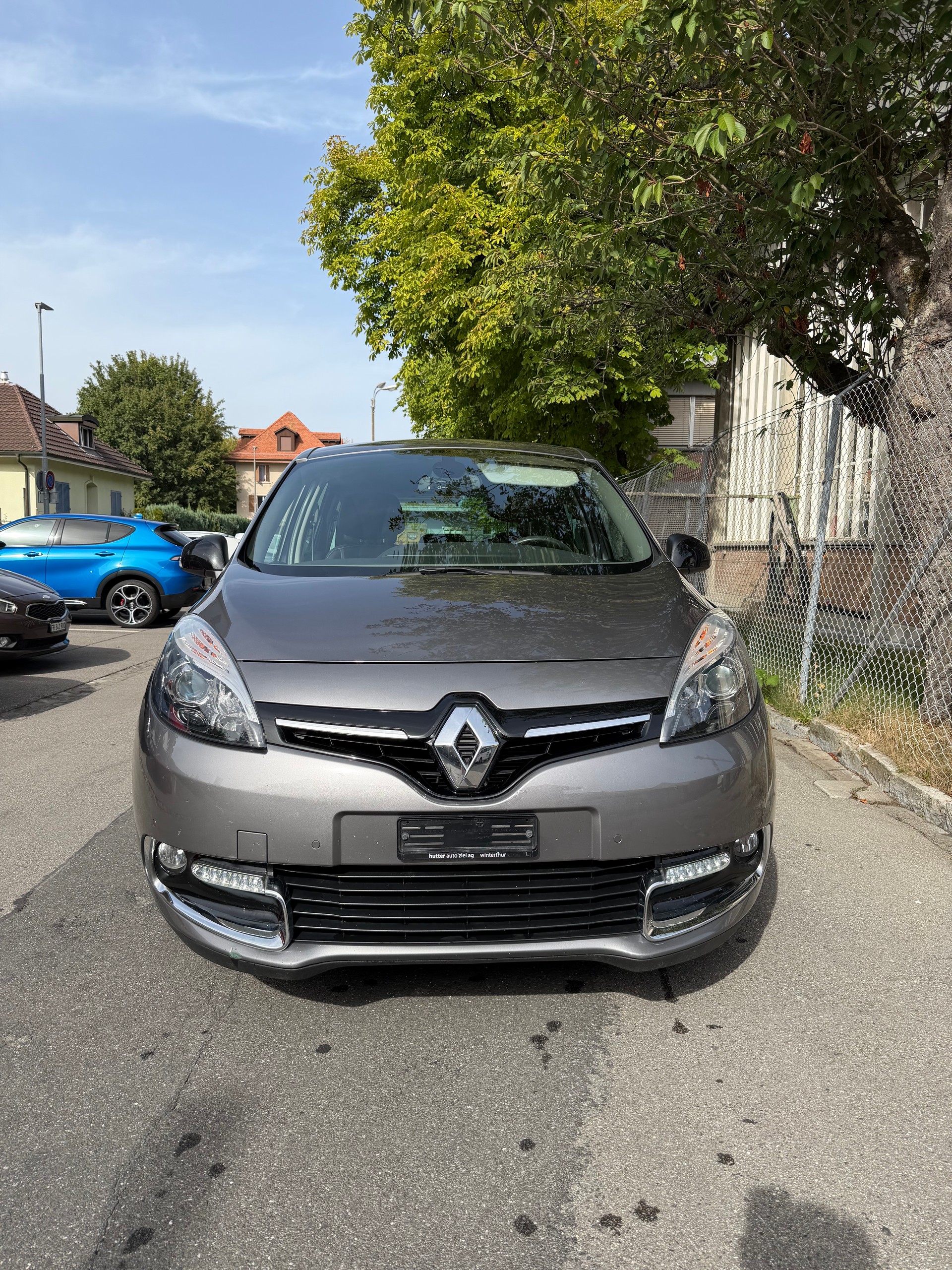 RENAULT Scénic 1.6 dCi Bose Edition-image-2