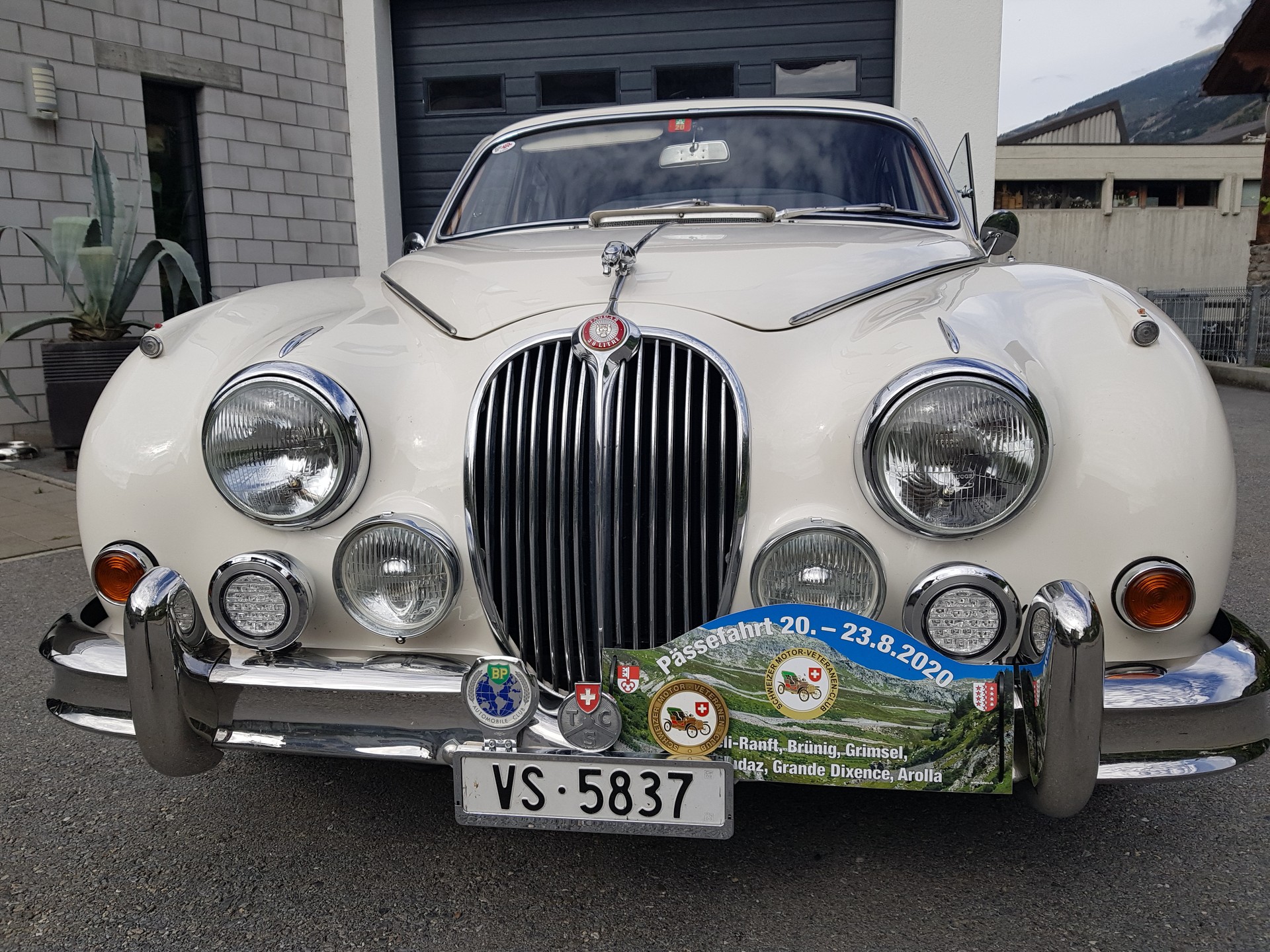 JAGUAR 3.8 lt 220PS-image-0