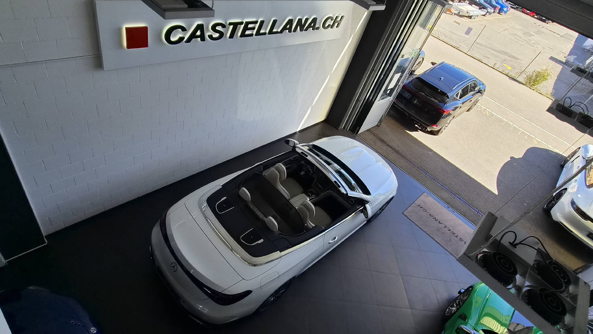 MERCEDES-BENZ CLE 450 AMG Line 4matic Cabriolet-image-8