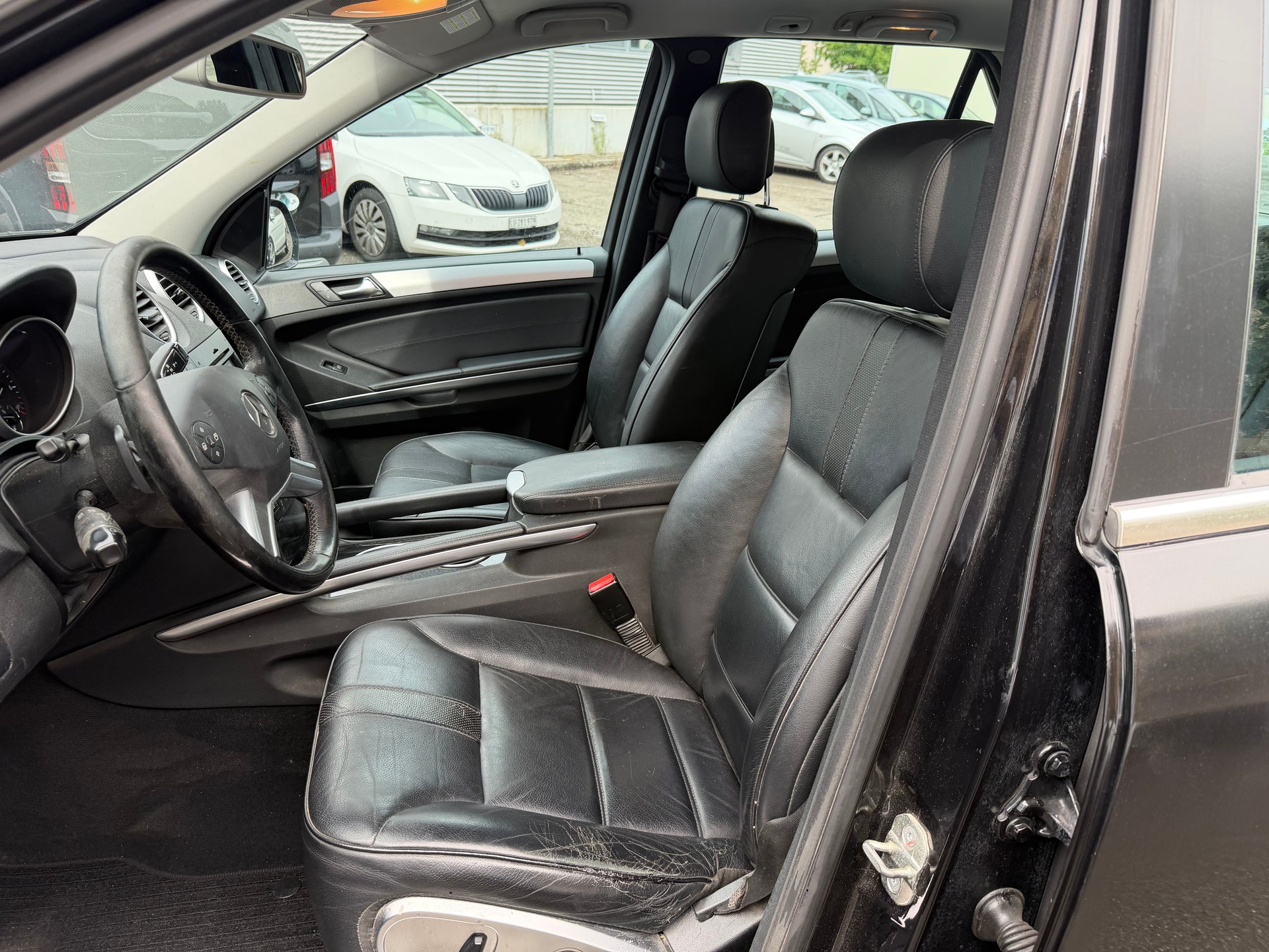 MERCEDES-BENZ ML 350 4Matic 7G-Tronic-image-11