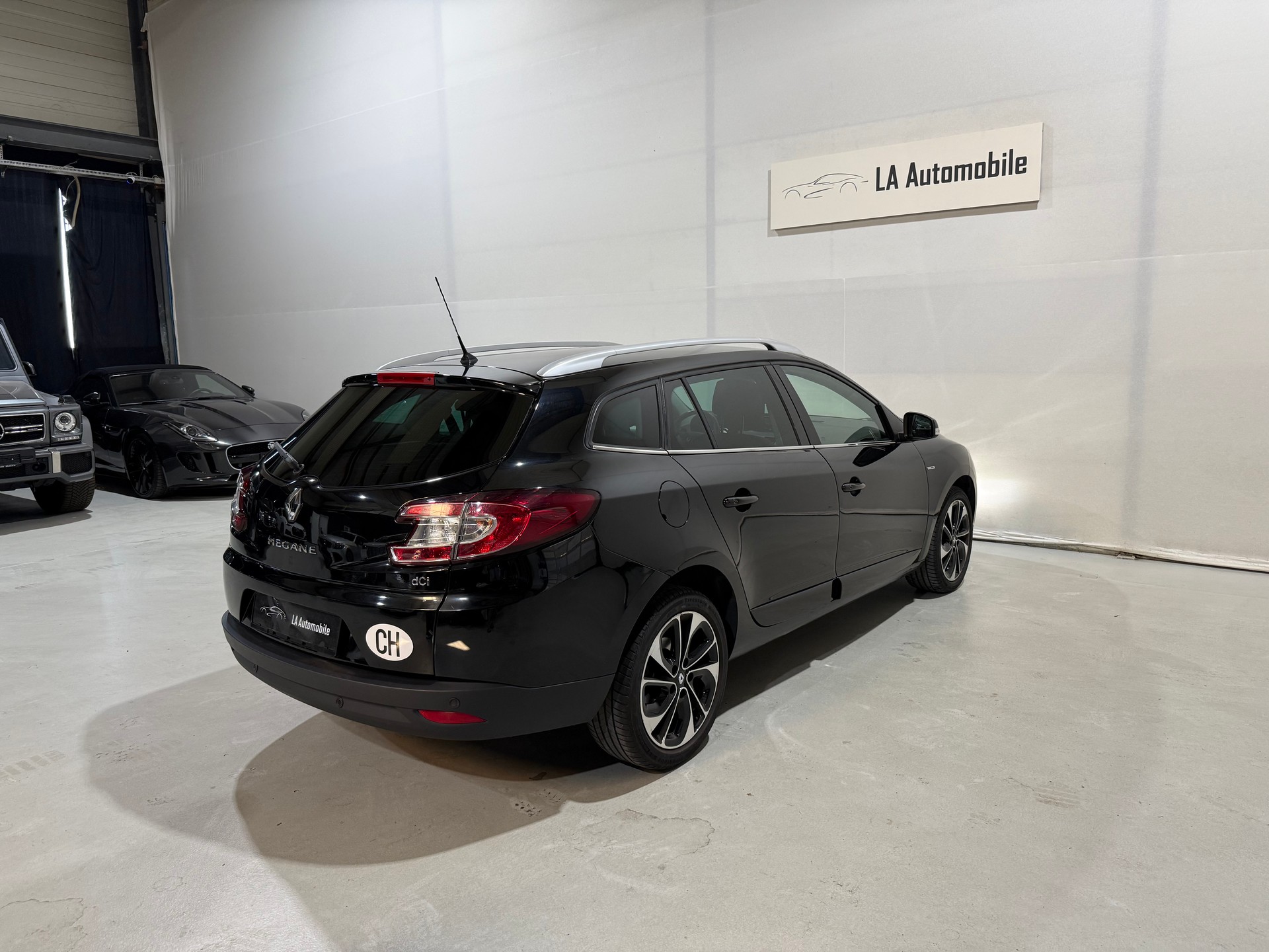 RENAULT Mégane Grandtour 1.5 dCi Bose EDC-image-8