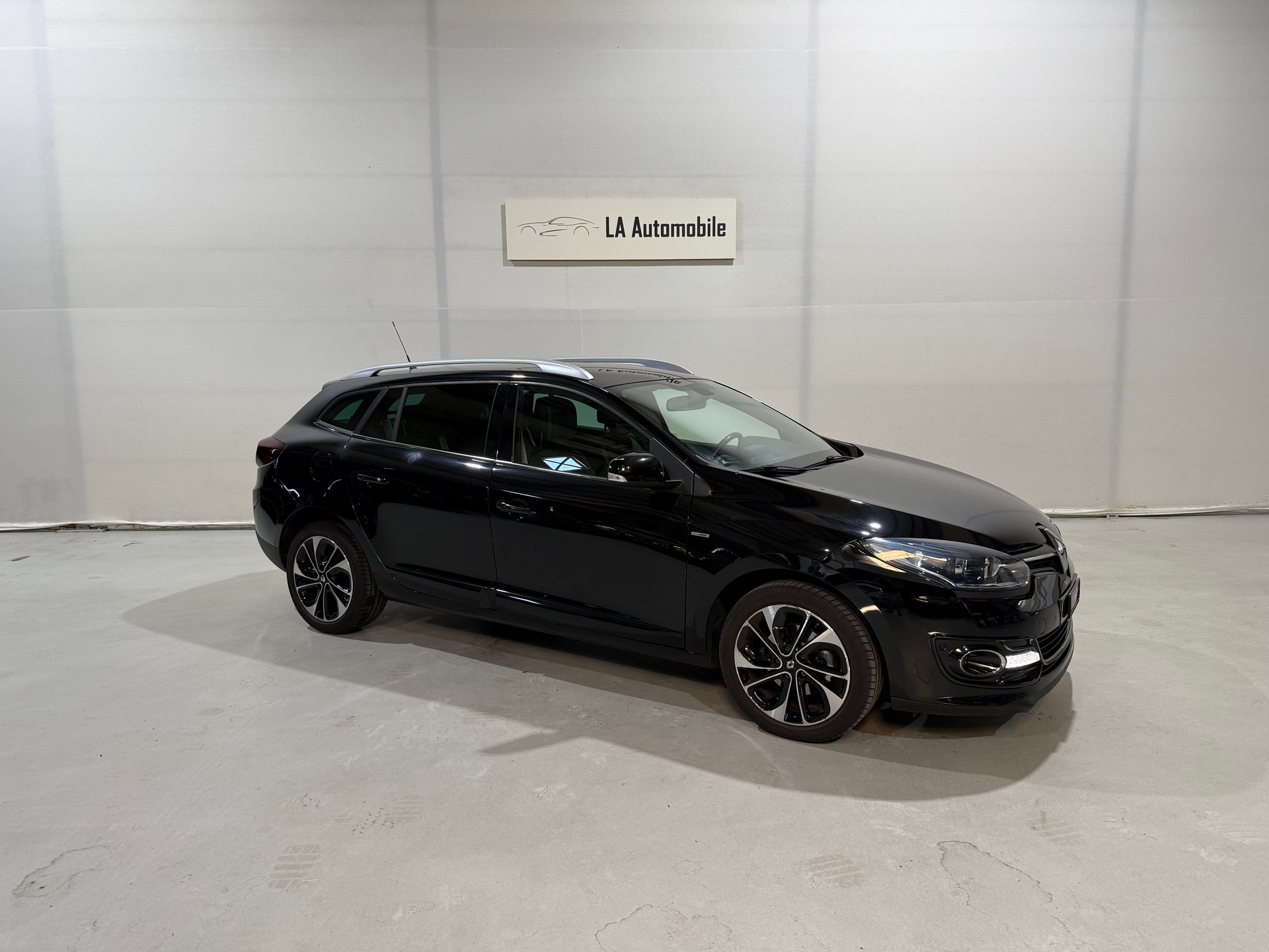 RENAULT Mégane Grandtour 1.5 dCi Bose EDC-image-5