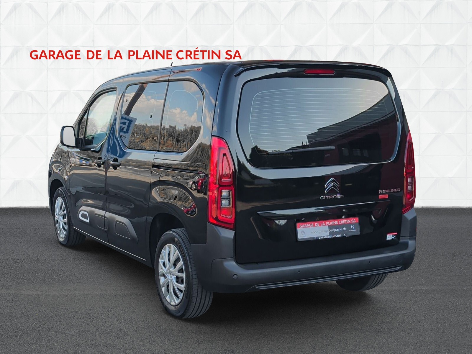 CITROEN Berlingo 1.5 BlueHDi Swiss Edition EAT8-image-3