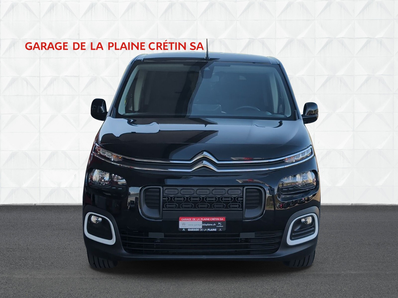CITROEN Berlingo 1.5 BlueHDi Swiss Edition EAT8-image-1