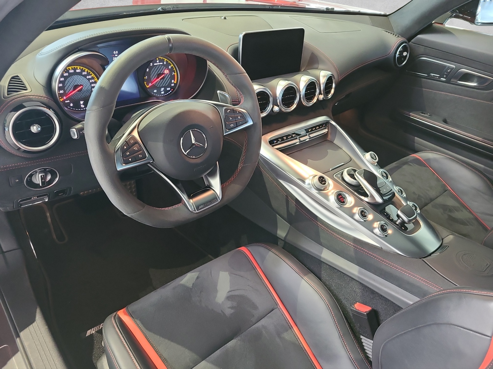 MERCEDES-BENZ AMG GT S Coupé Coupé-image-10