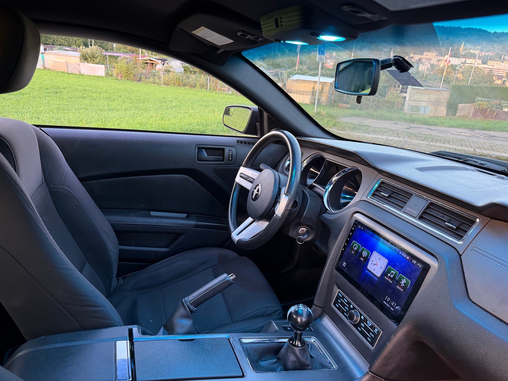 FORD MUSTANG-image-8