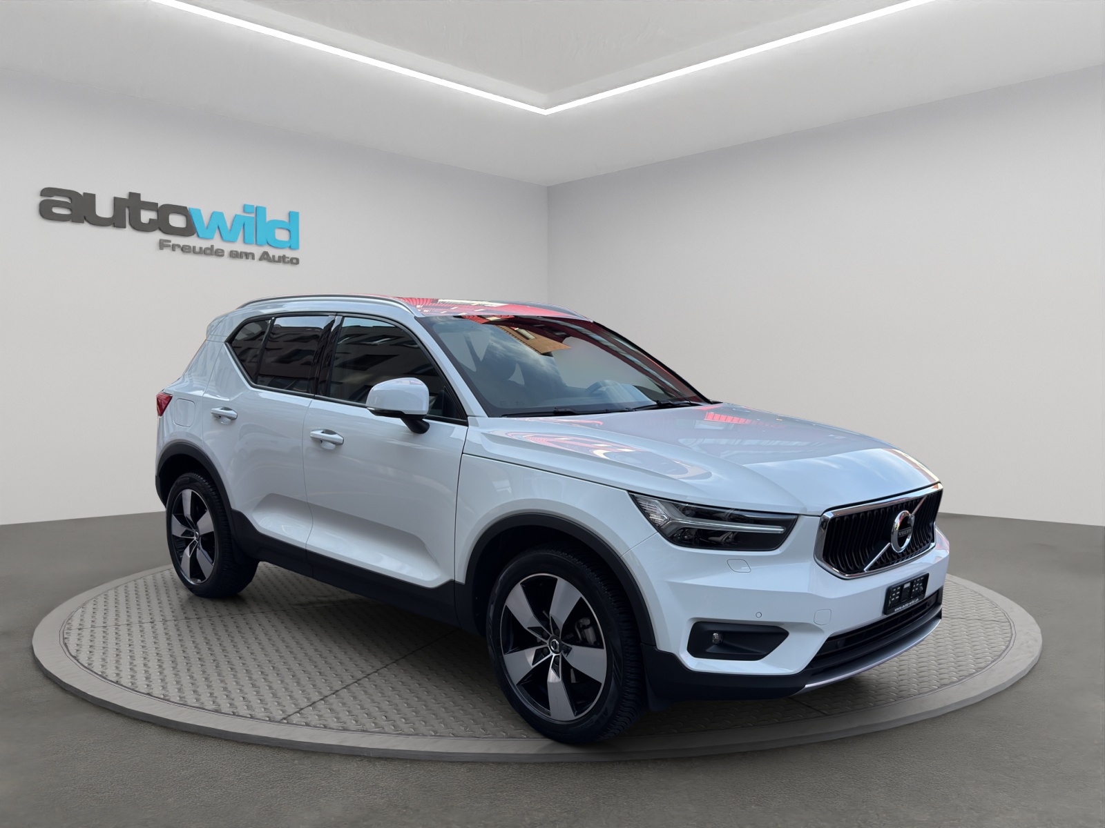 VOLVO XC40 T3 XCITE Geartronic-image-15