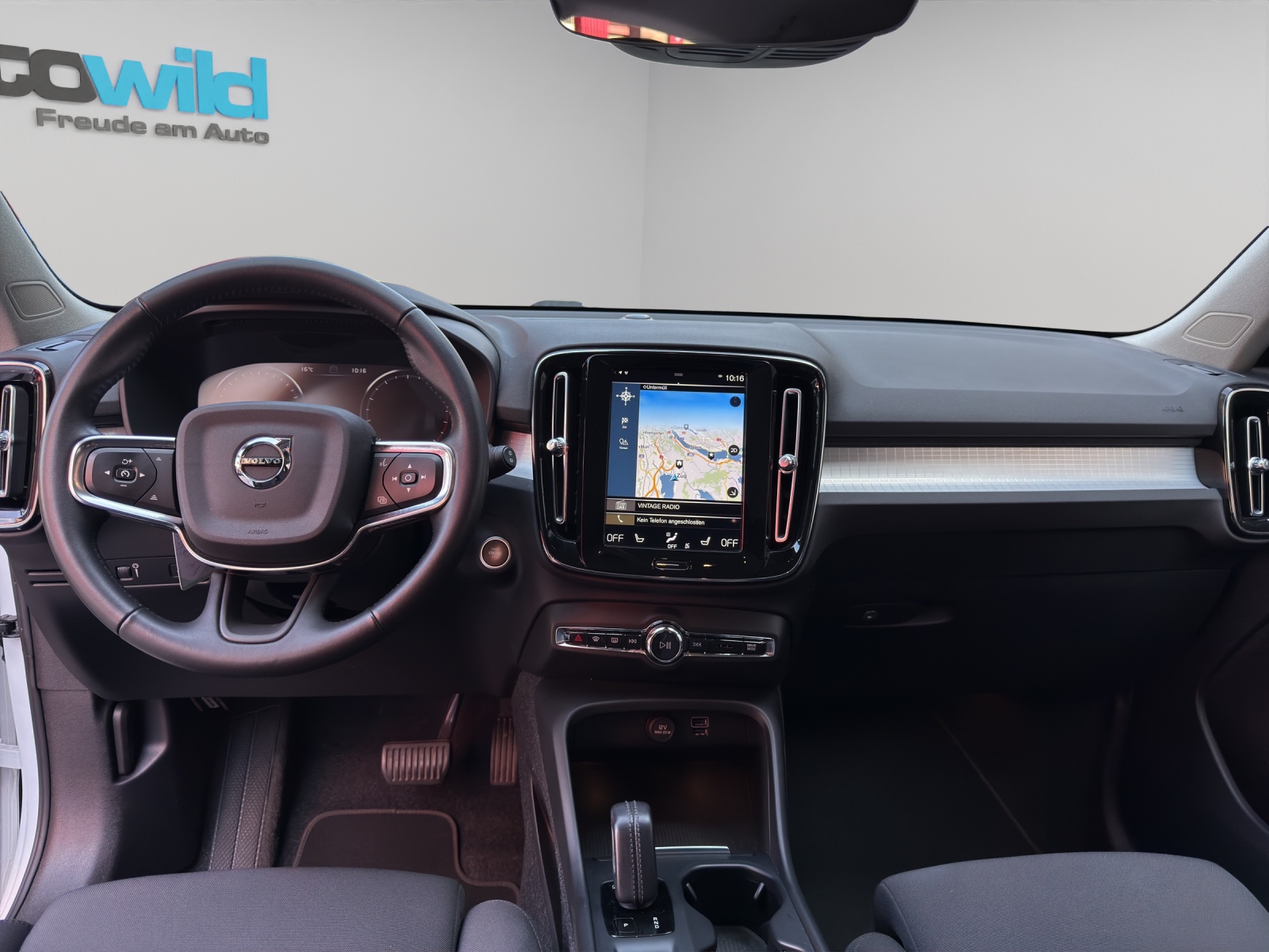 VOLVO XC40 T3 XCITE Geartronic-image-2