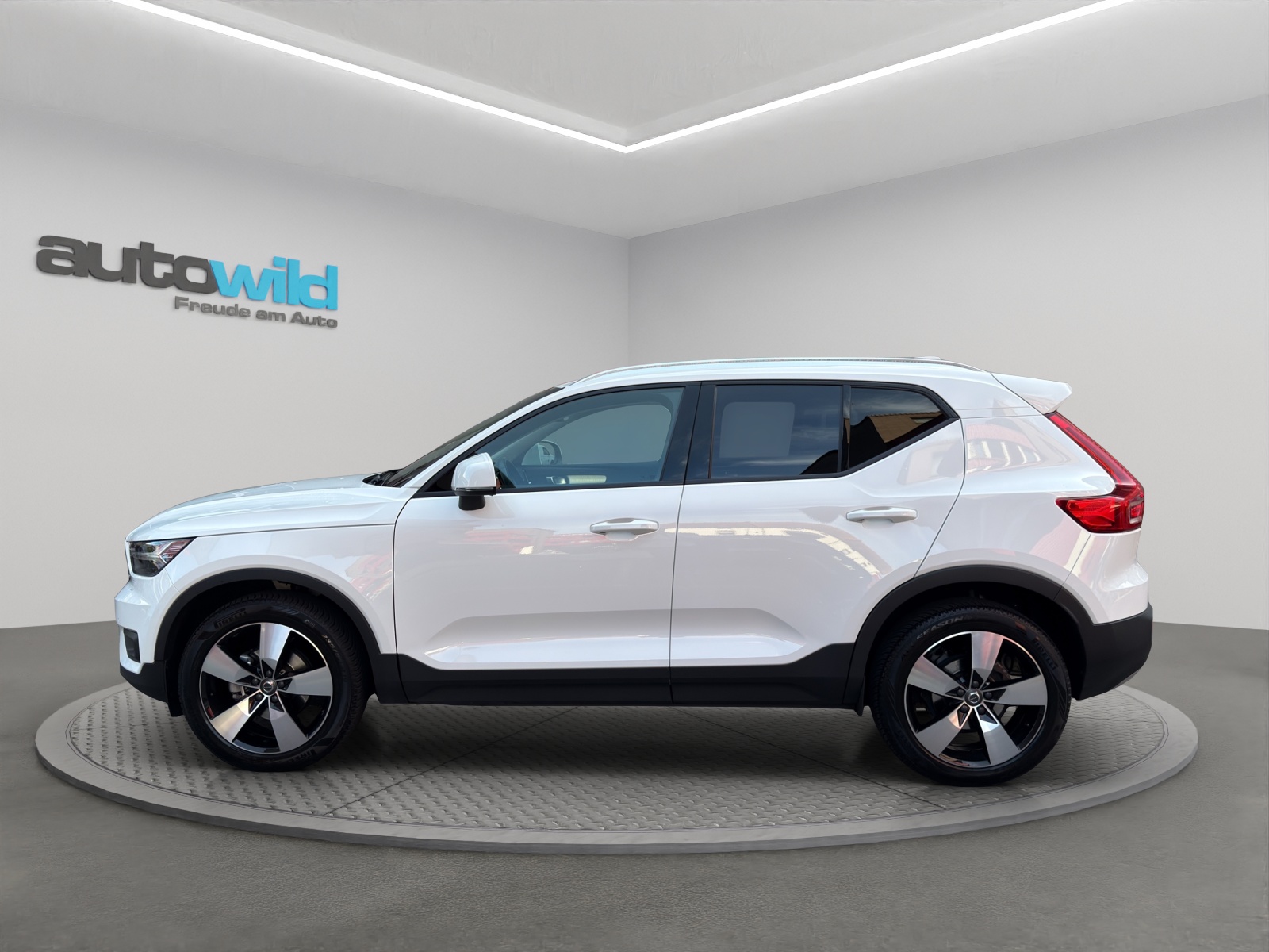 VOLVO XC40 T3 XCITE Geartronic-image-13