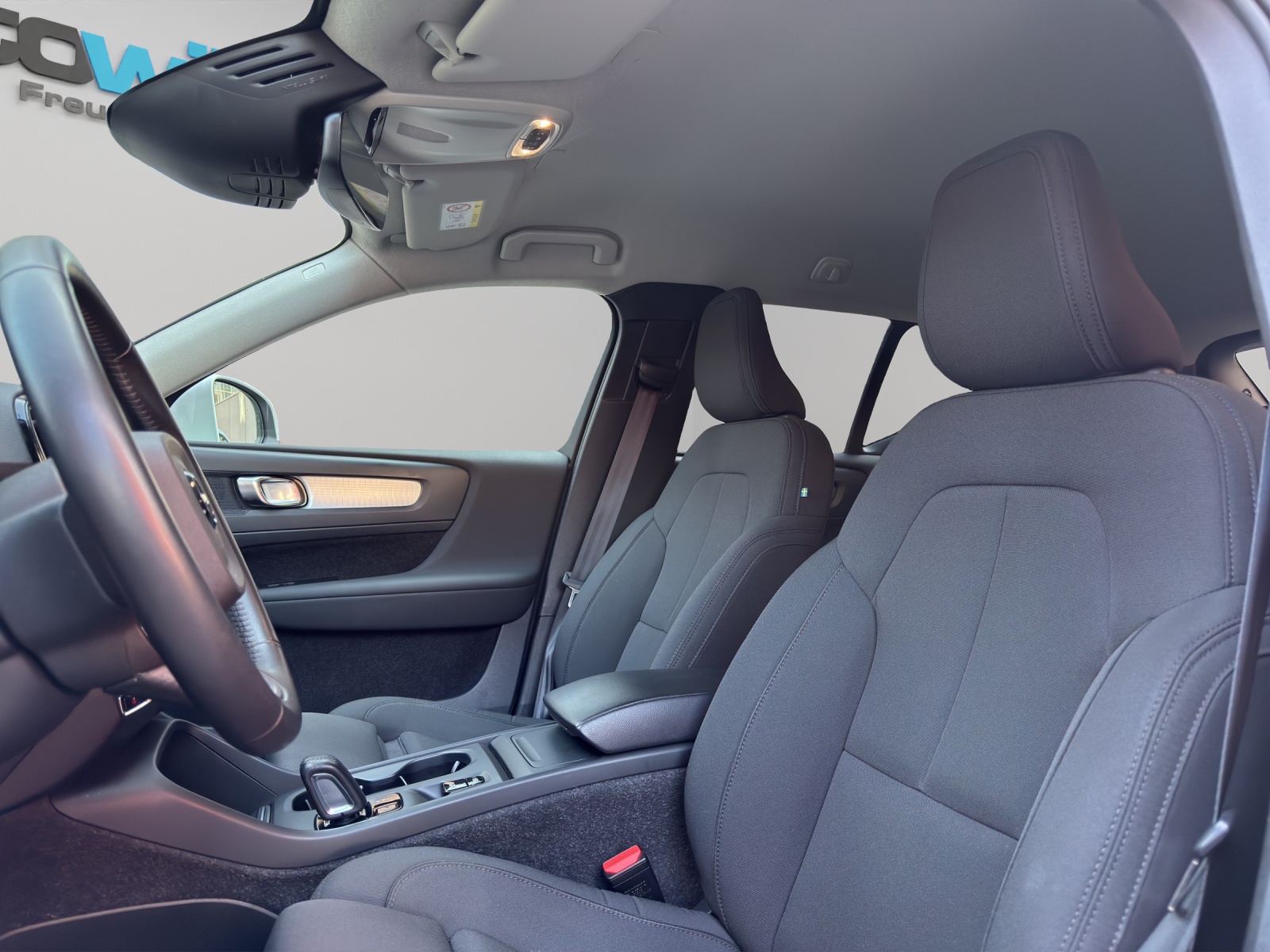 VOLVO XC40 T3 XCITE Geartronic-image-10