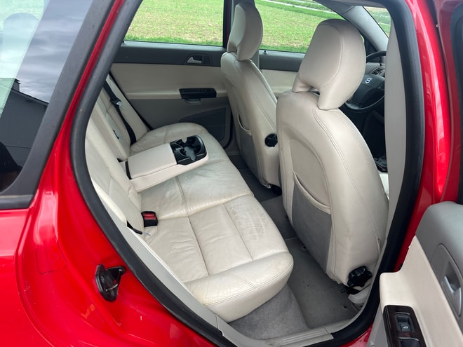 VOLVO V50 2.0D-image-9