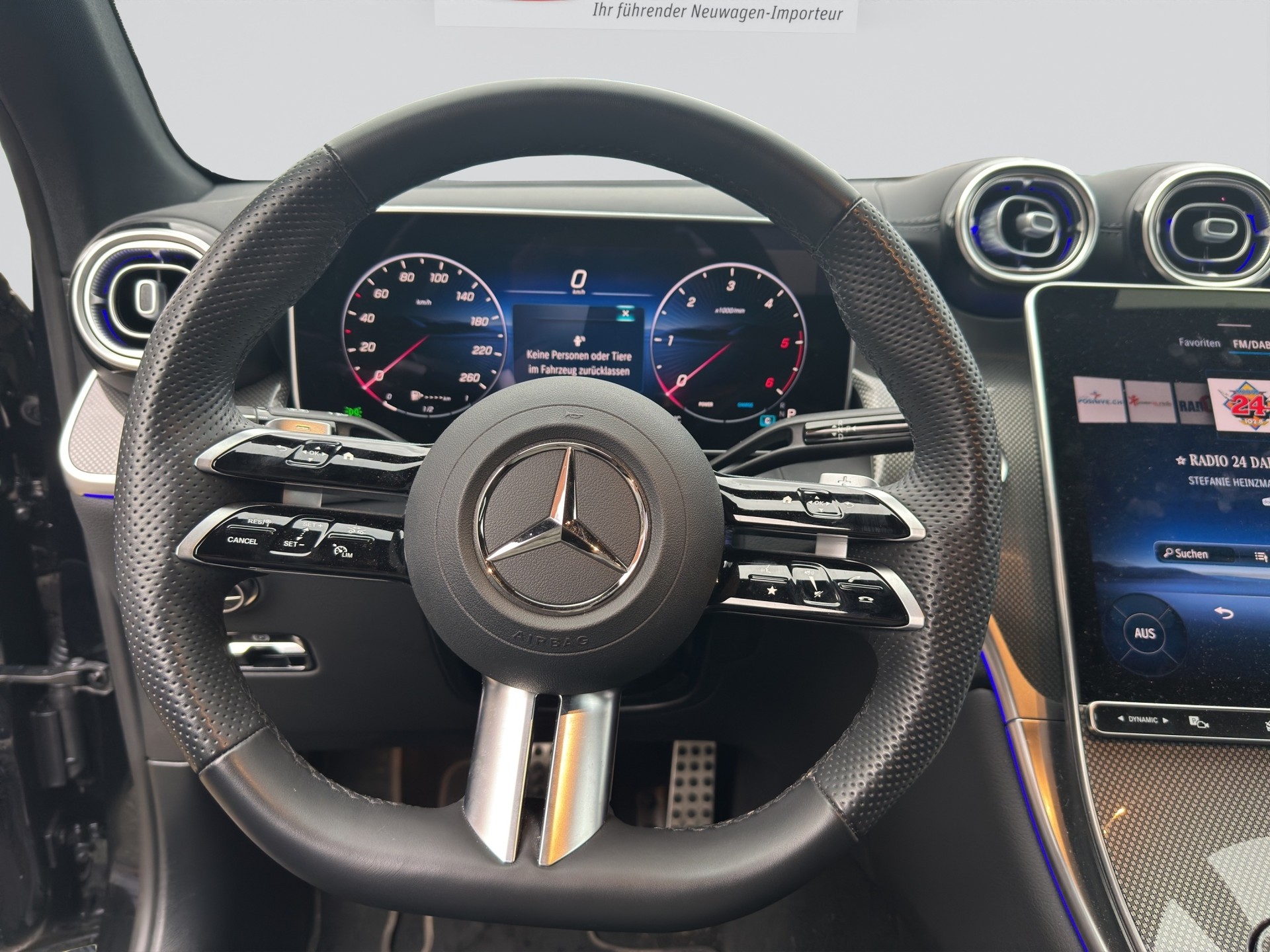 MERCEDES-BENZ GLC 300 d 4Matic 9G-Tronic AMG Edition-image-9