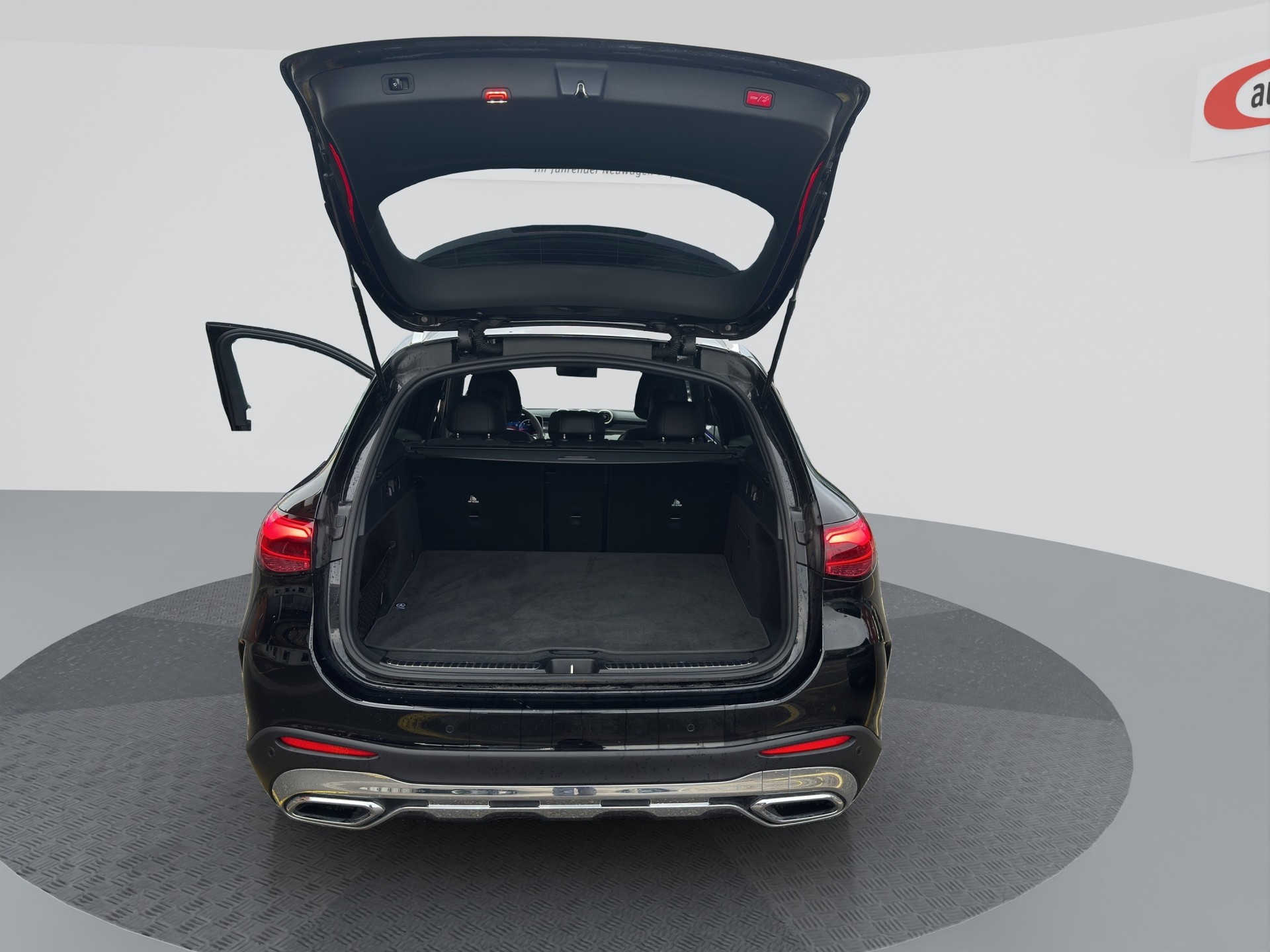 MERCEDES-BENZ GLC 300 d 4Matic 9G-Tronic AMG Edition-image-14