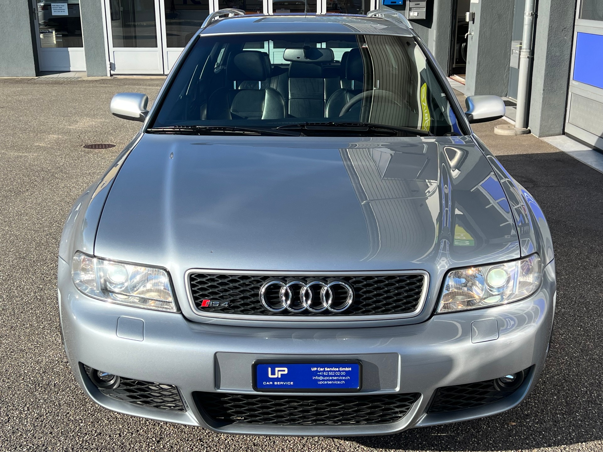 AUDI RS4 Avant 2.7 V6 Biturbo quattro-image-0