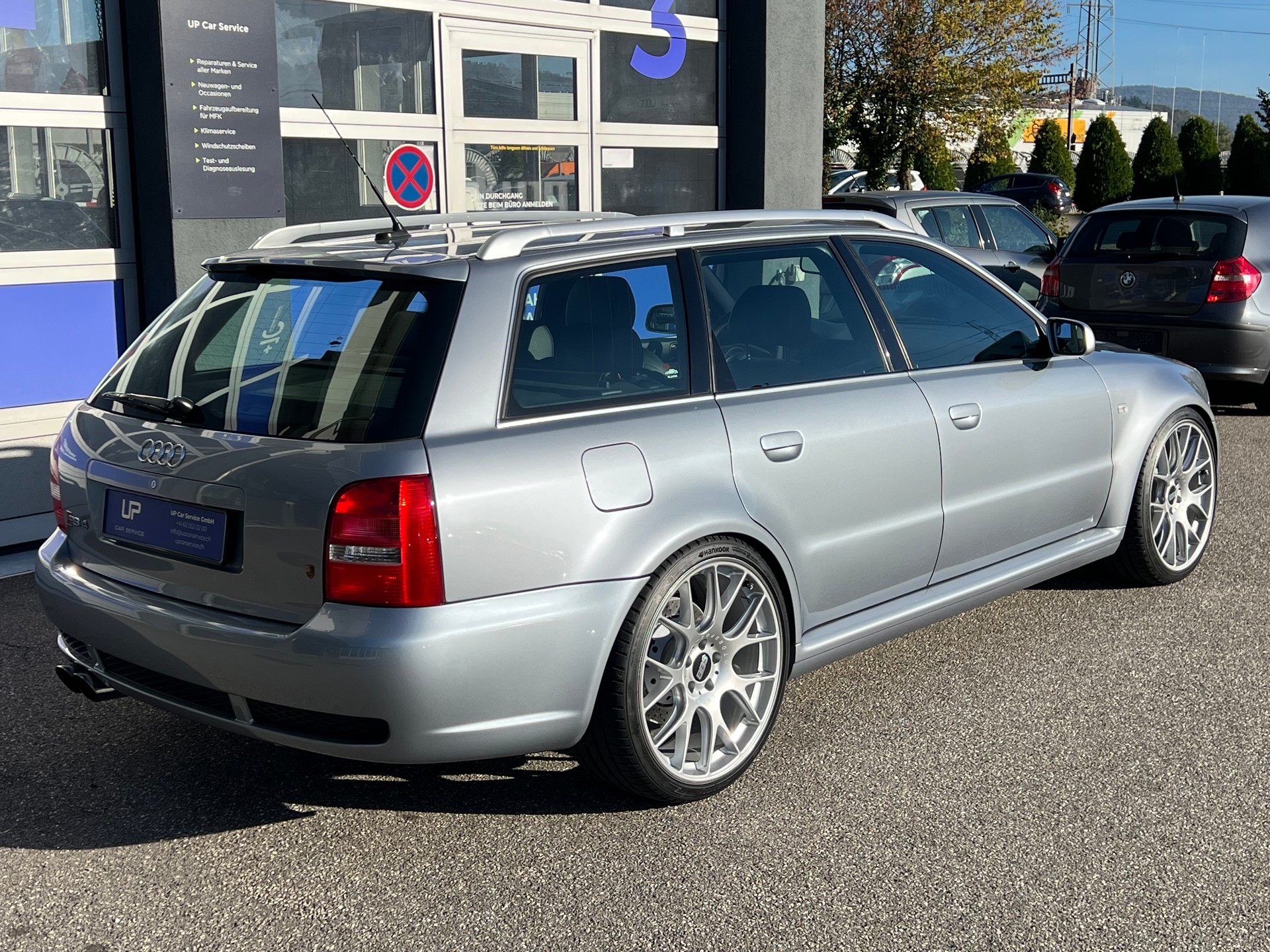 AUDI RS4 Avant 2.7 V6 Biturbo quattro-image-4
