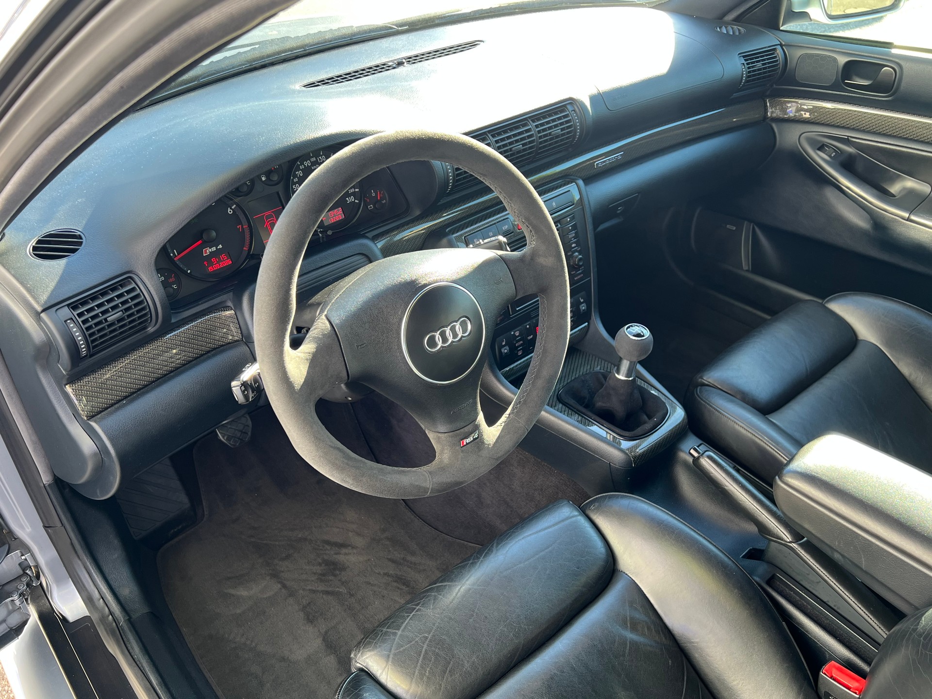 AUDI RS4 Avant 2.7 V6 Biturbo quattro-image-8