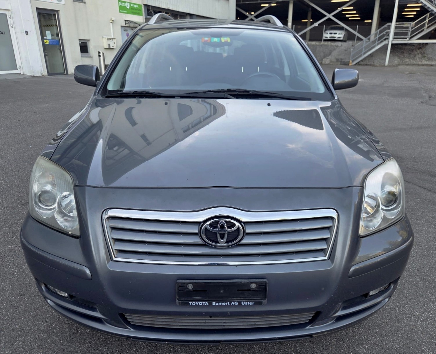 Car photo