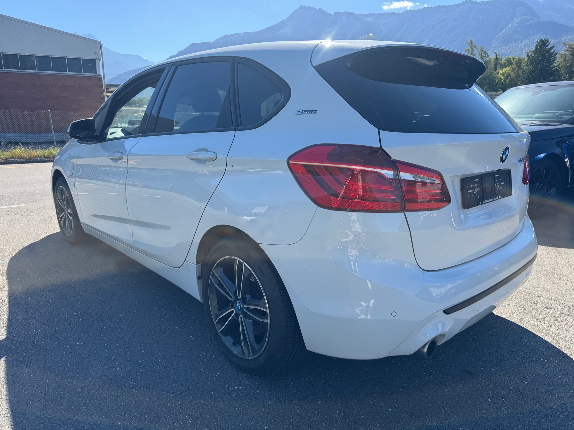 BMW 225xe iPerformance Active Tourer Steptronic Sport Line-image-7