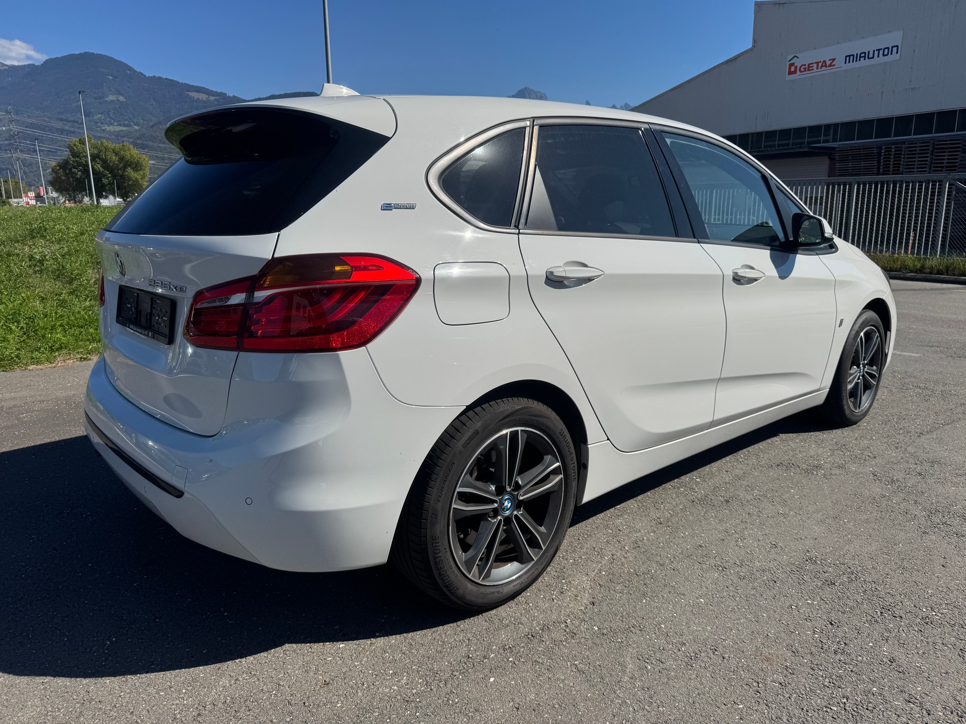 BMW 225xe iPerformance Active Tourer Steptronic Sport Line-image-5