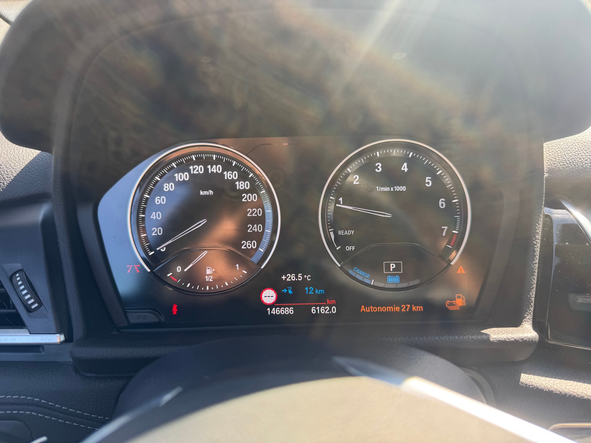 BMW 225xe iPerformance Active Tourer Steptronic Sport Line-image-16