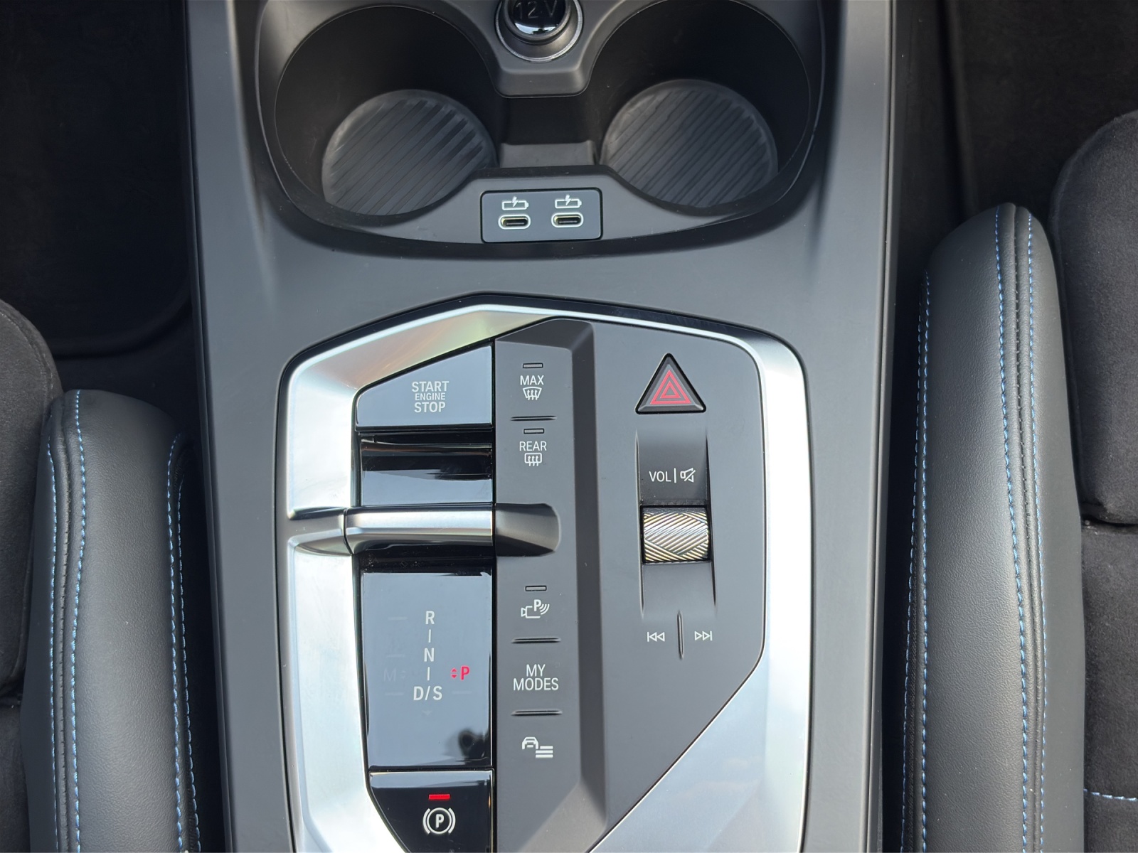 BMW M135i xDrive-image-16