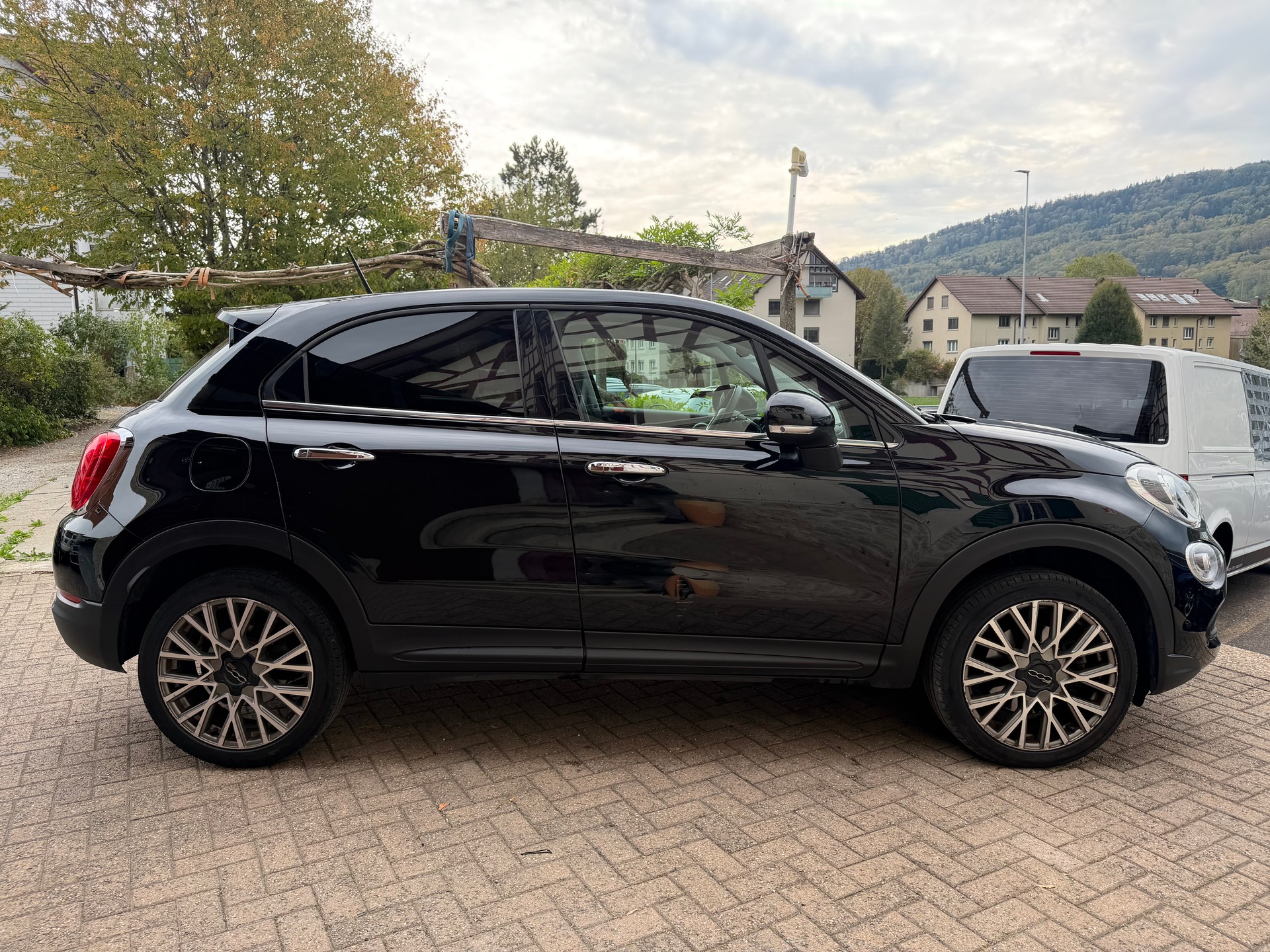 FIAT 500X 1.4T Lounge DCT-image-4