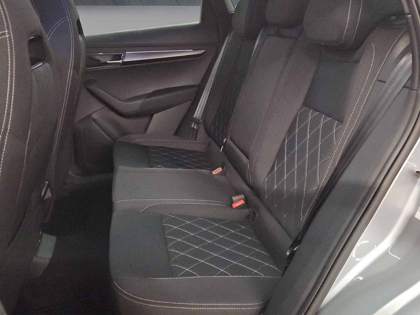 SKODA Skoda Karoq SportLine TSI 4x4-image-10