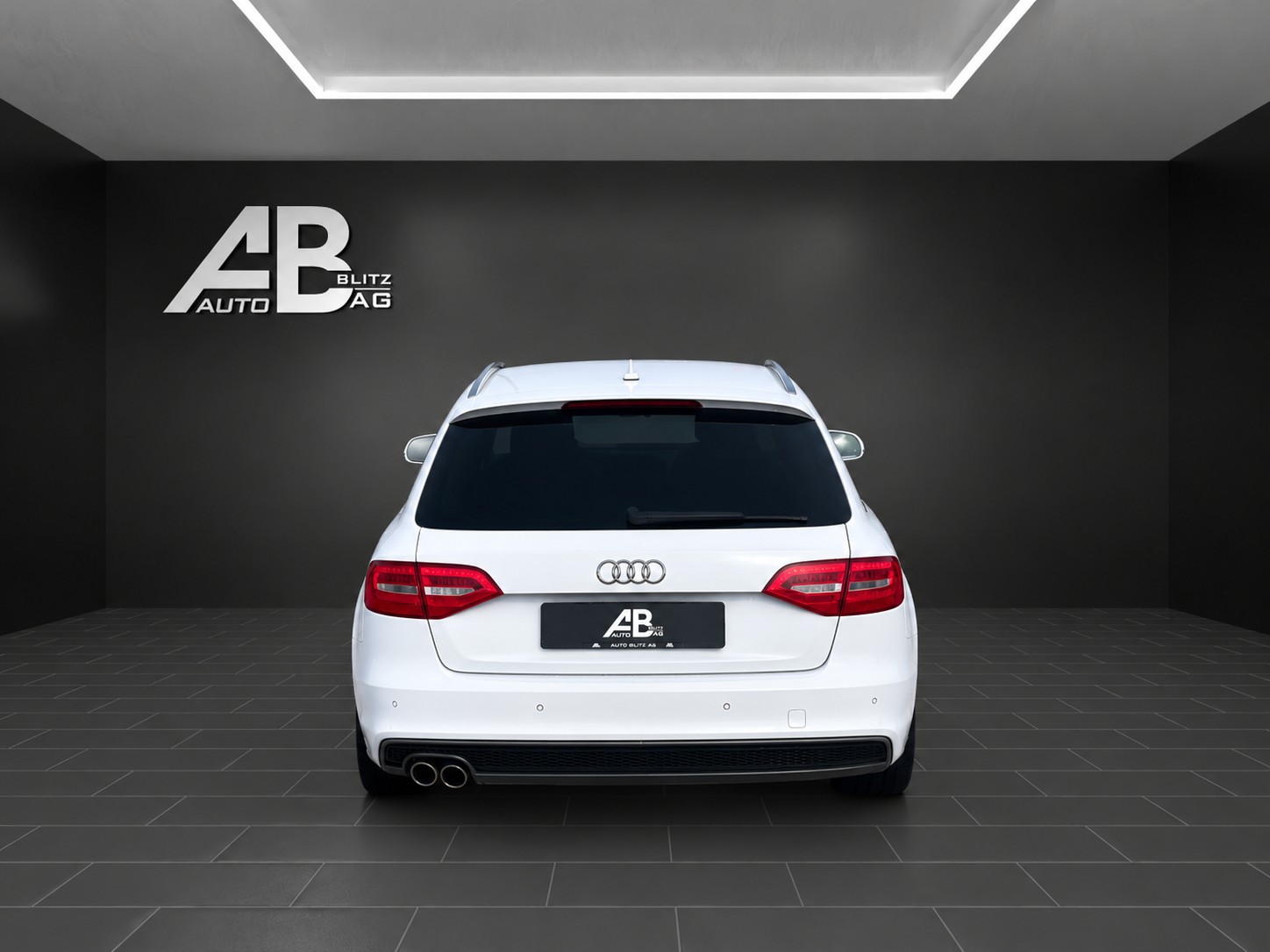 AUDI A4 Avant 2.0 TDI S-Line multitronic mit 177 PS-showroom-element-3