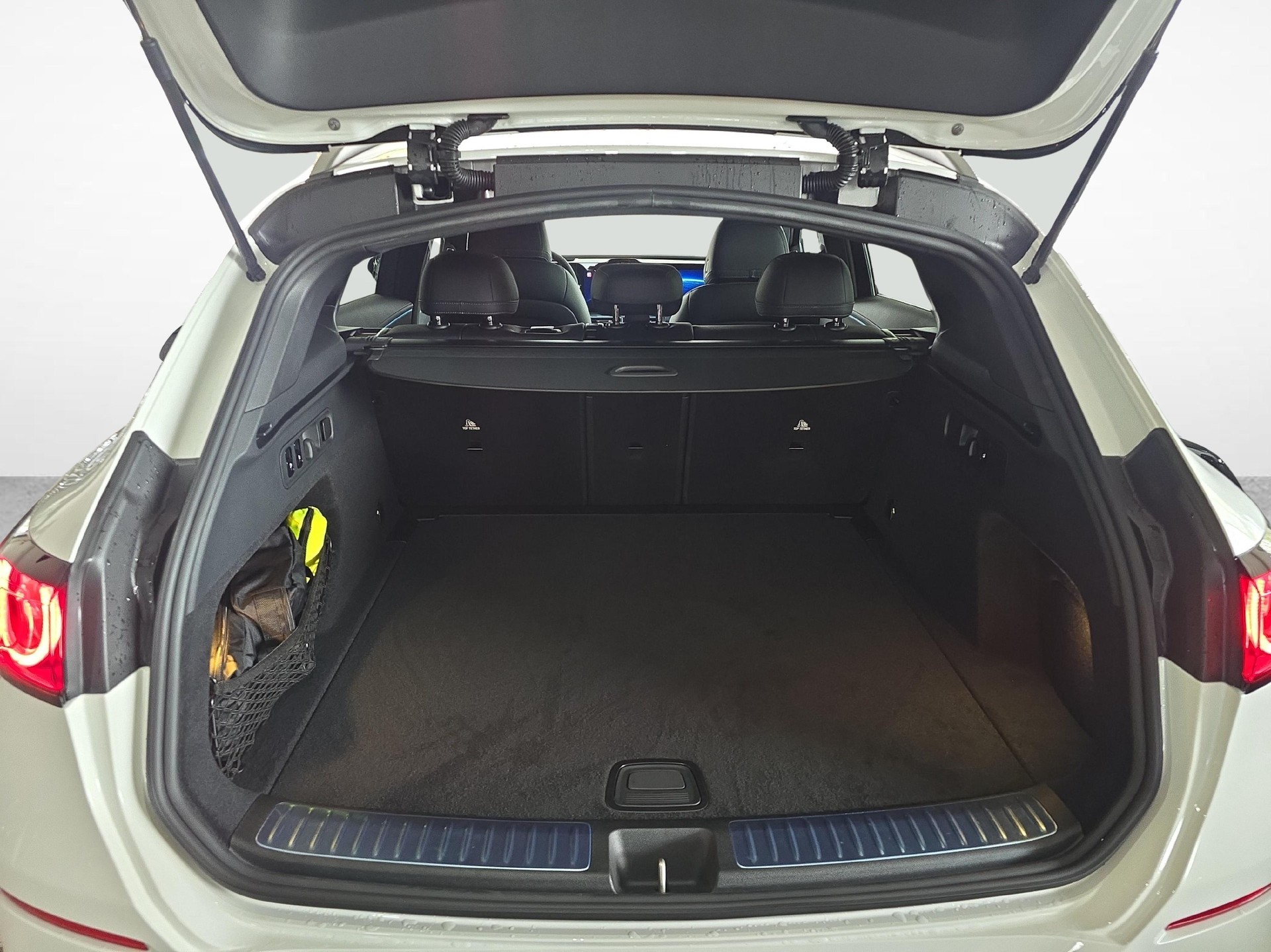 MERCEDES-BENZ GLC 400 4MATIC EQ Technology-image-11