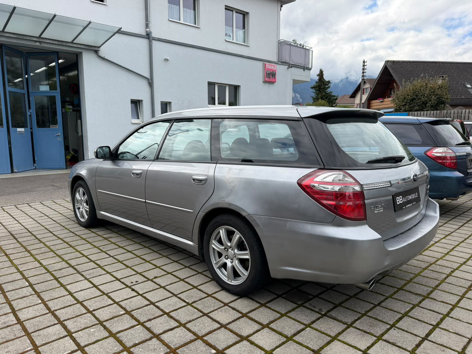 SUBARU Legacy 2.0D AWD Swiss-showroom-element-2