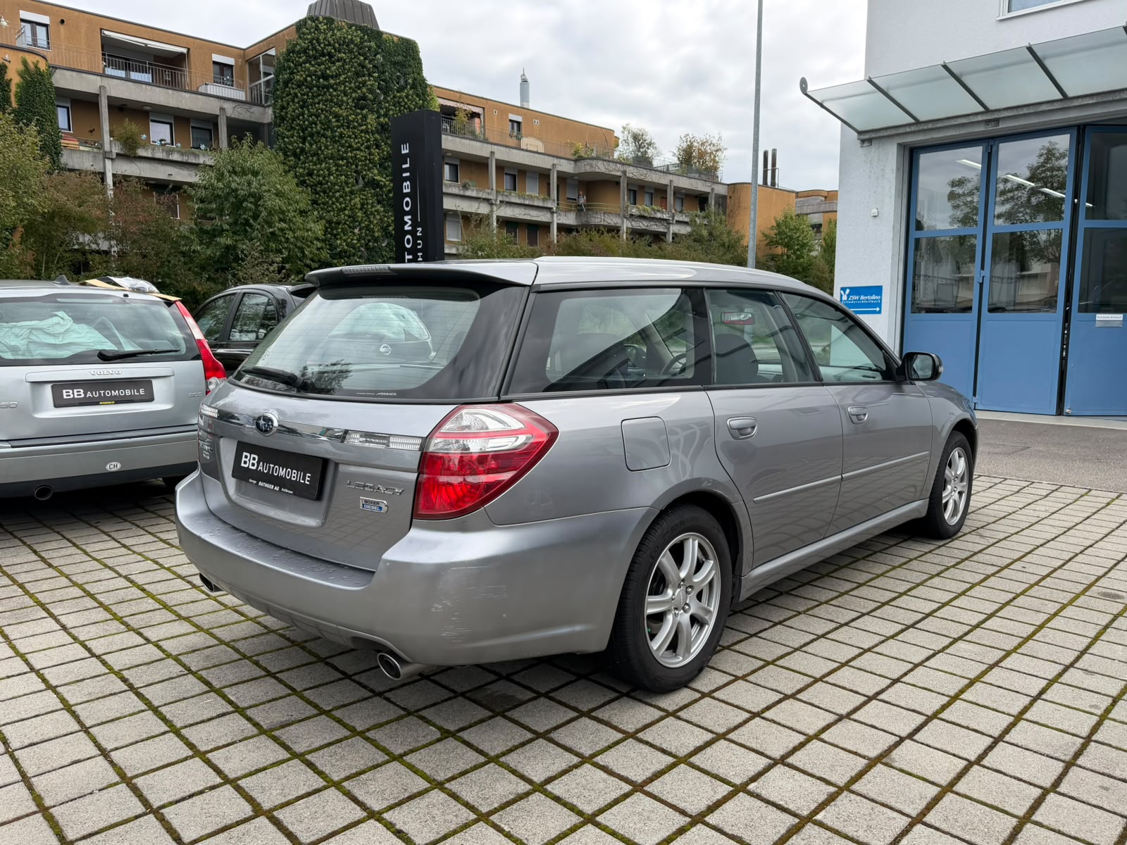 SUBARU Legacy 2.0D AWD Swiss-showroom-element-3