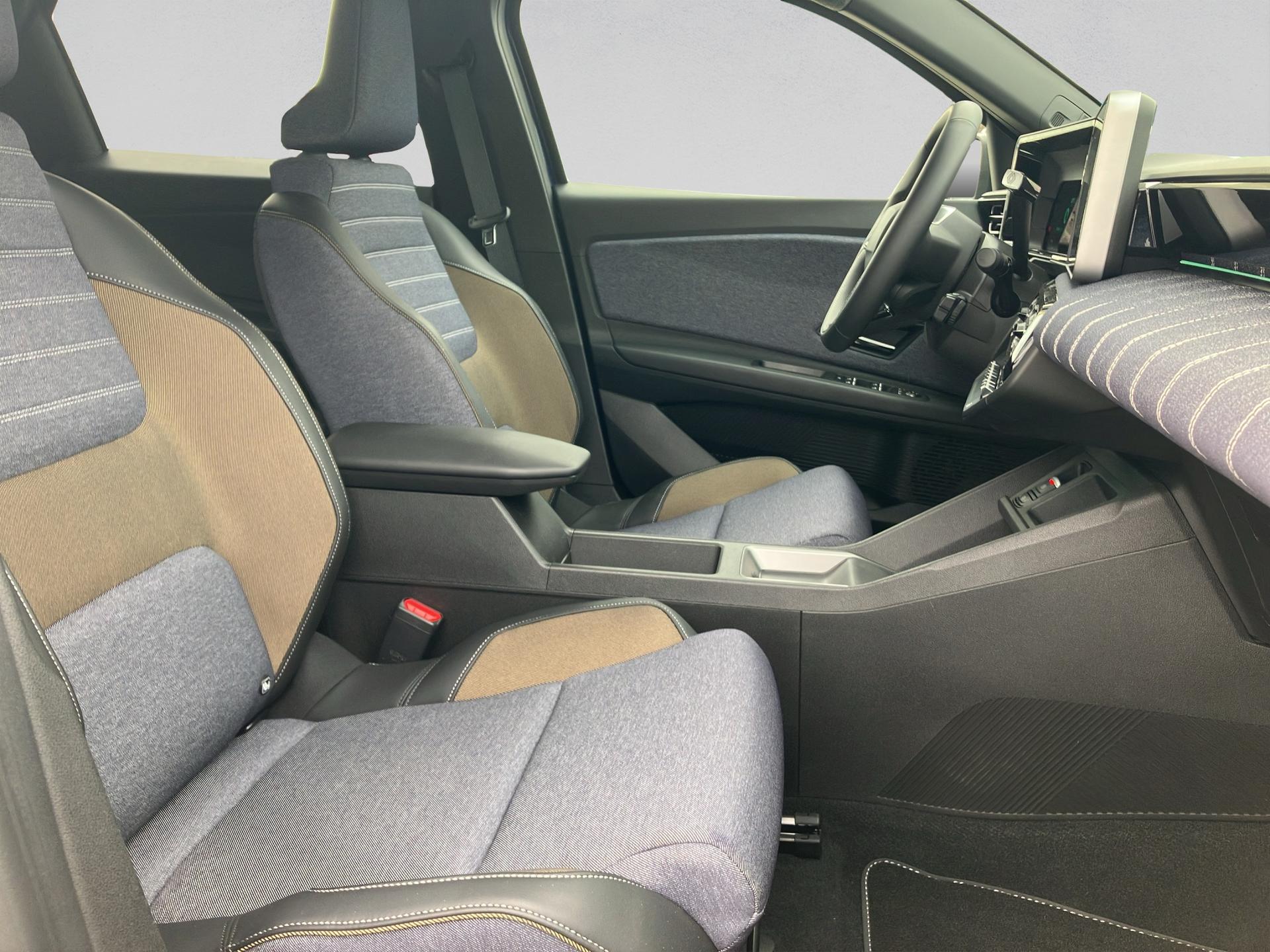 RENAULT R5 E-Tech Comfort Range 52 kWh Techno-image-16