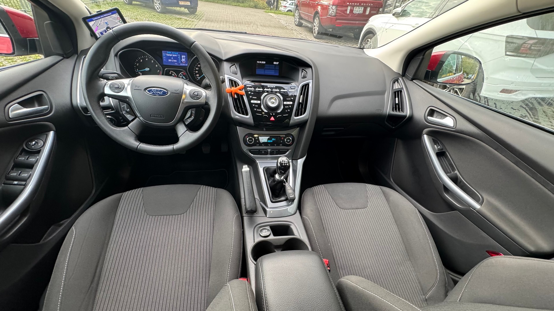 FORD Focus 1.0 SCTi Titanium-image-6
